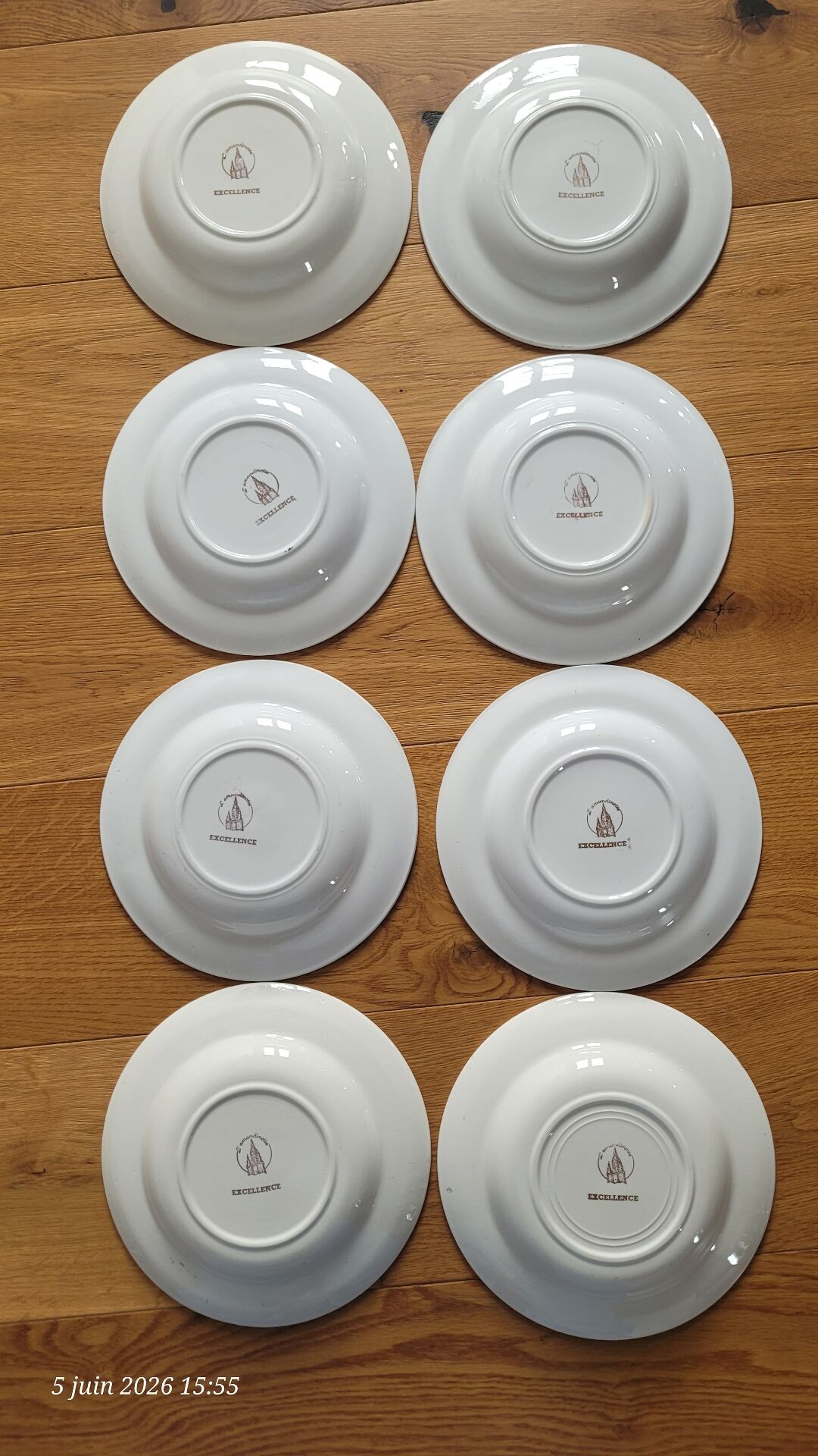 8 assiettes creuses L'amandinoise modèle Excellence