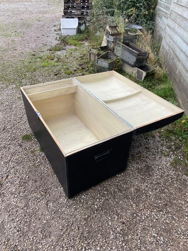 Coffre ancien en bois