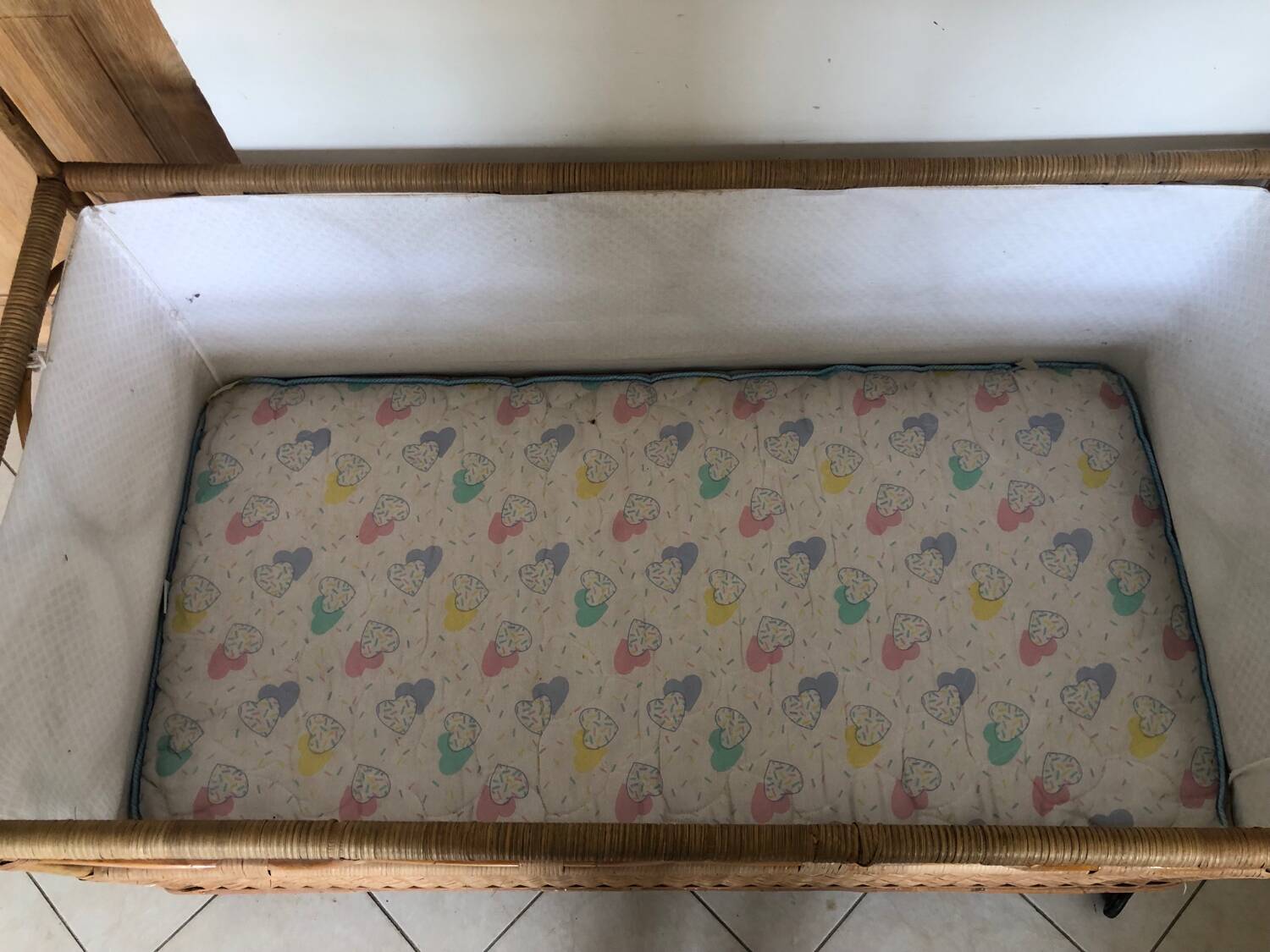Vintage rattan baby bed