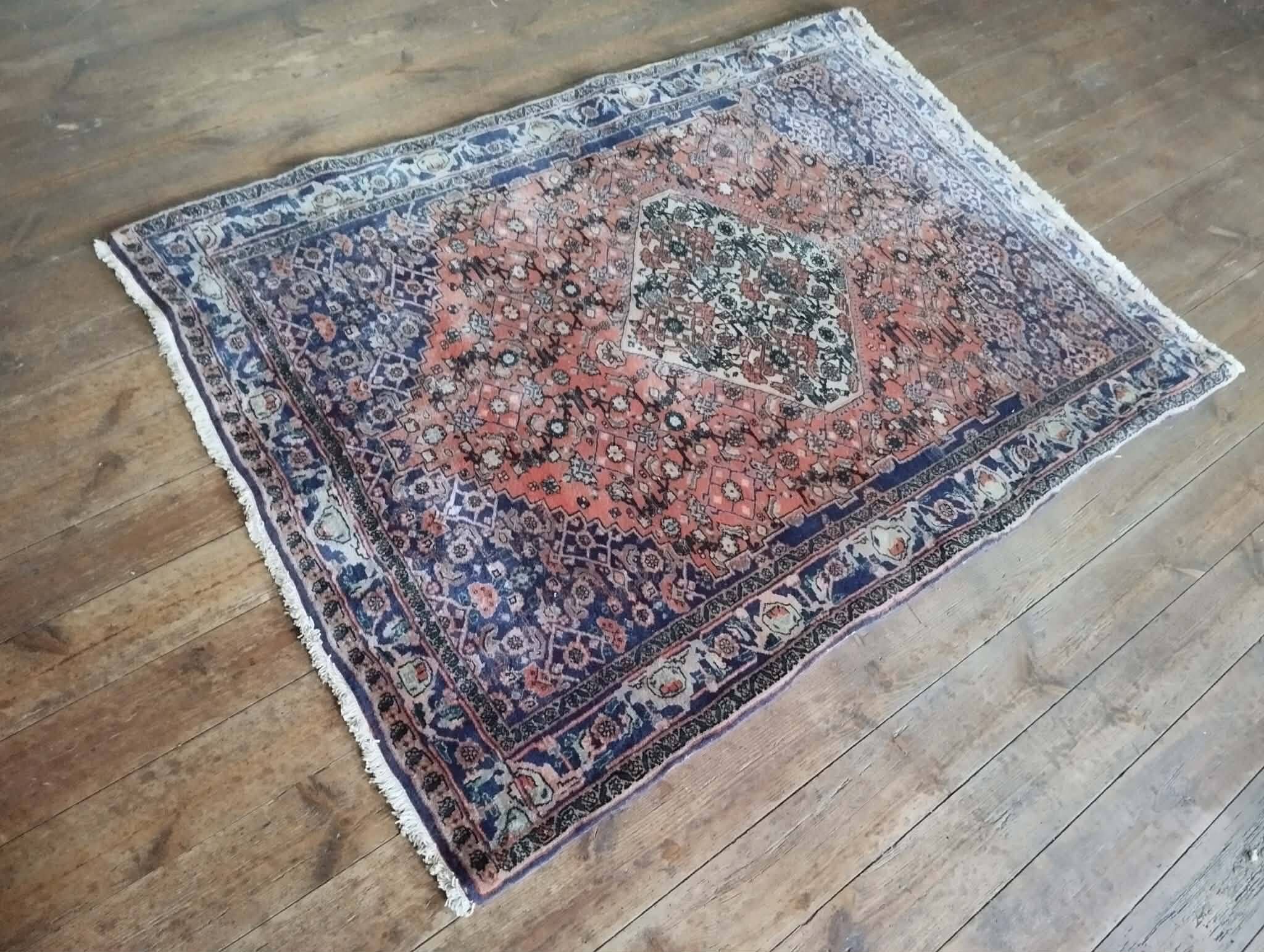 Tapis Persan moussel fait main 152x112cm