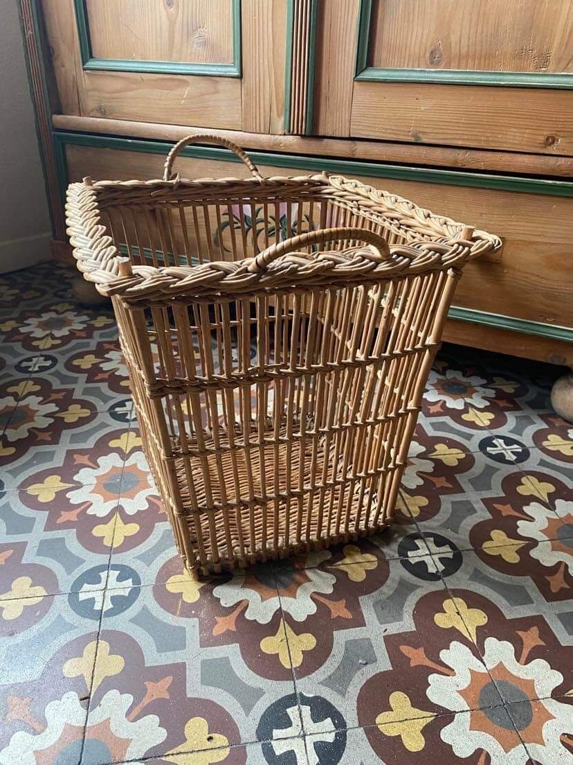 Large vintage wicker basket.