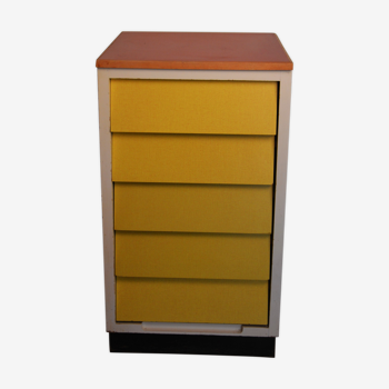 The 1950s Formica chest of drawers