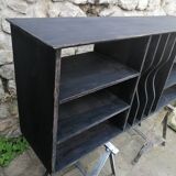 Shelf to put down