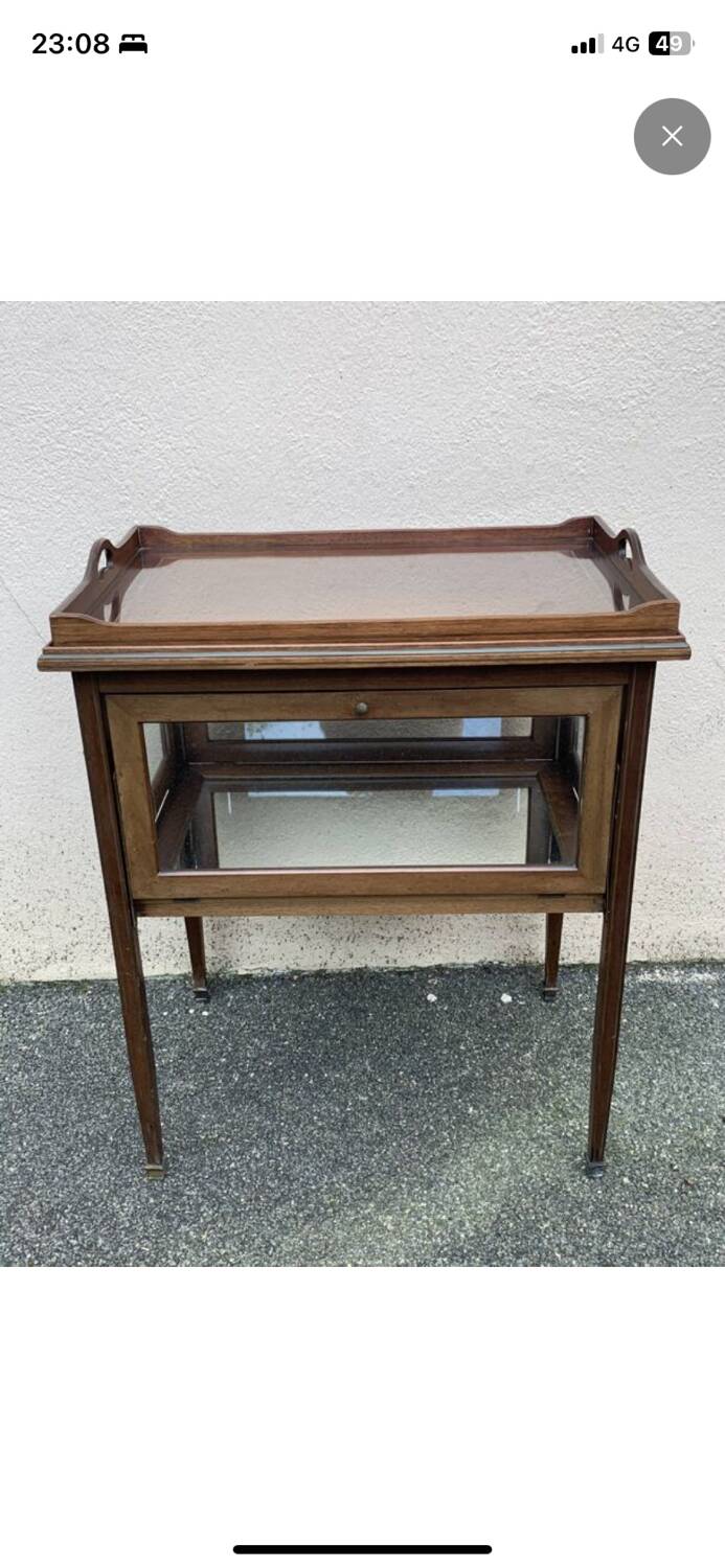 Glass tea table with its tray
