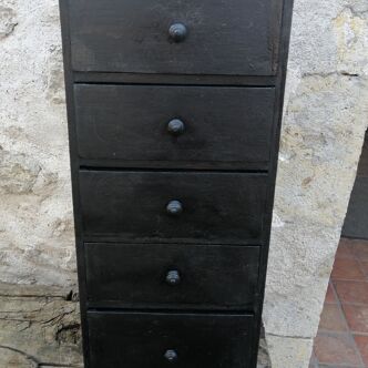 Drawer cabinet