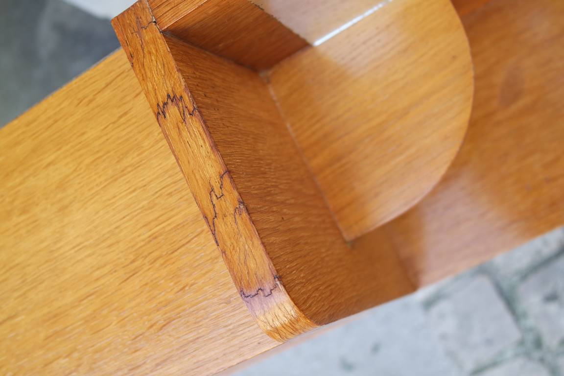 Enfilade feet metal compass