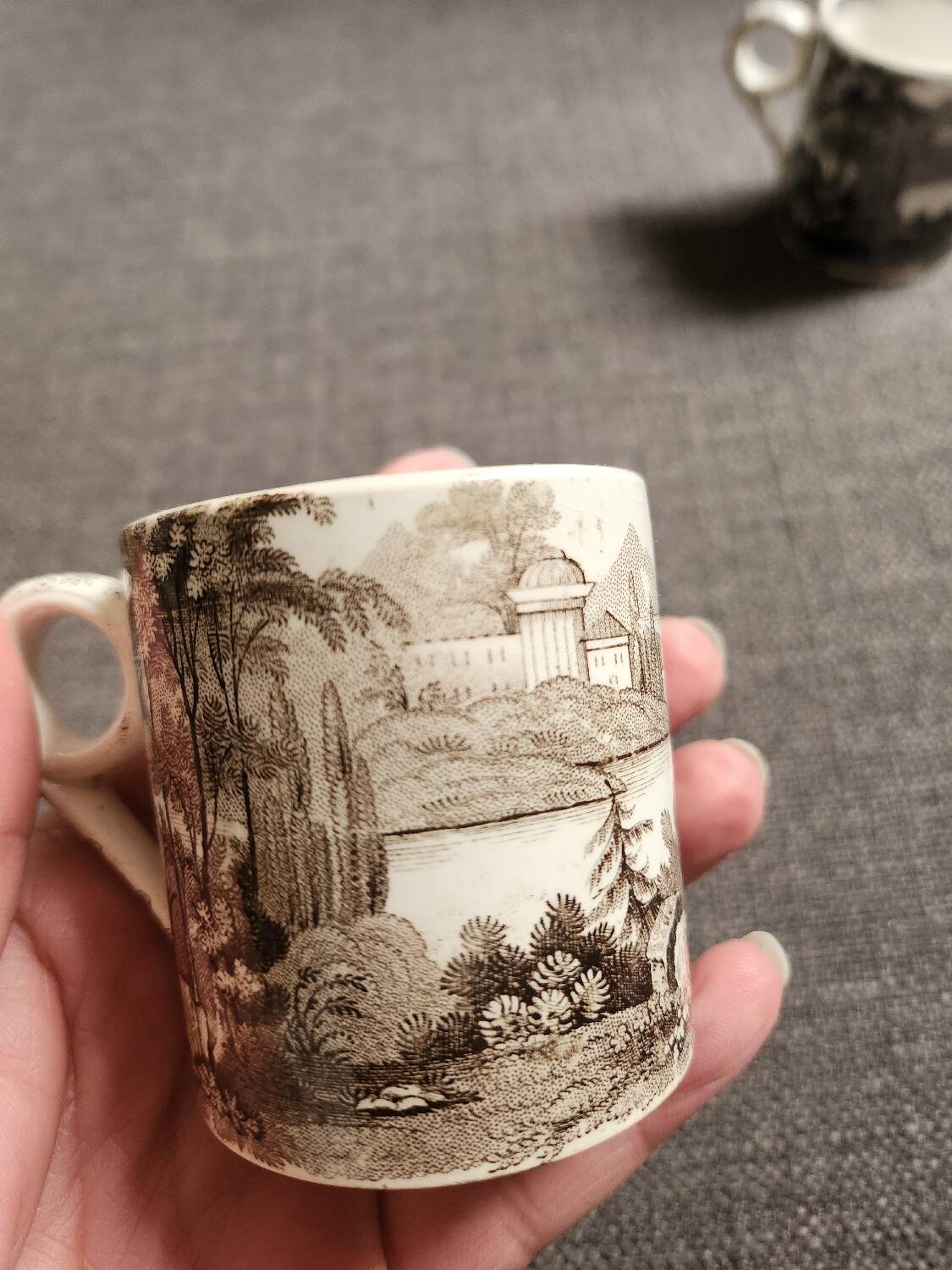 Deux tasses ancienne David Johnston