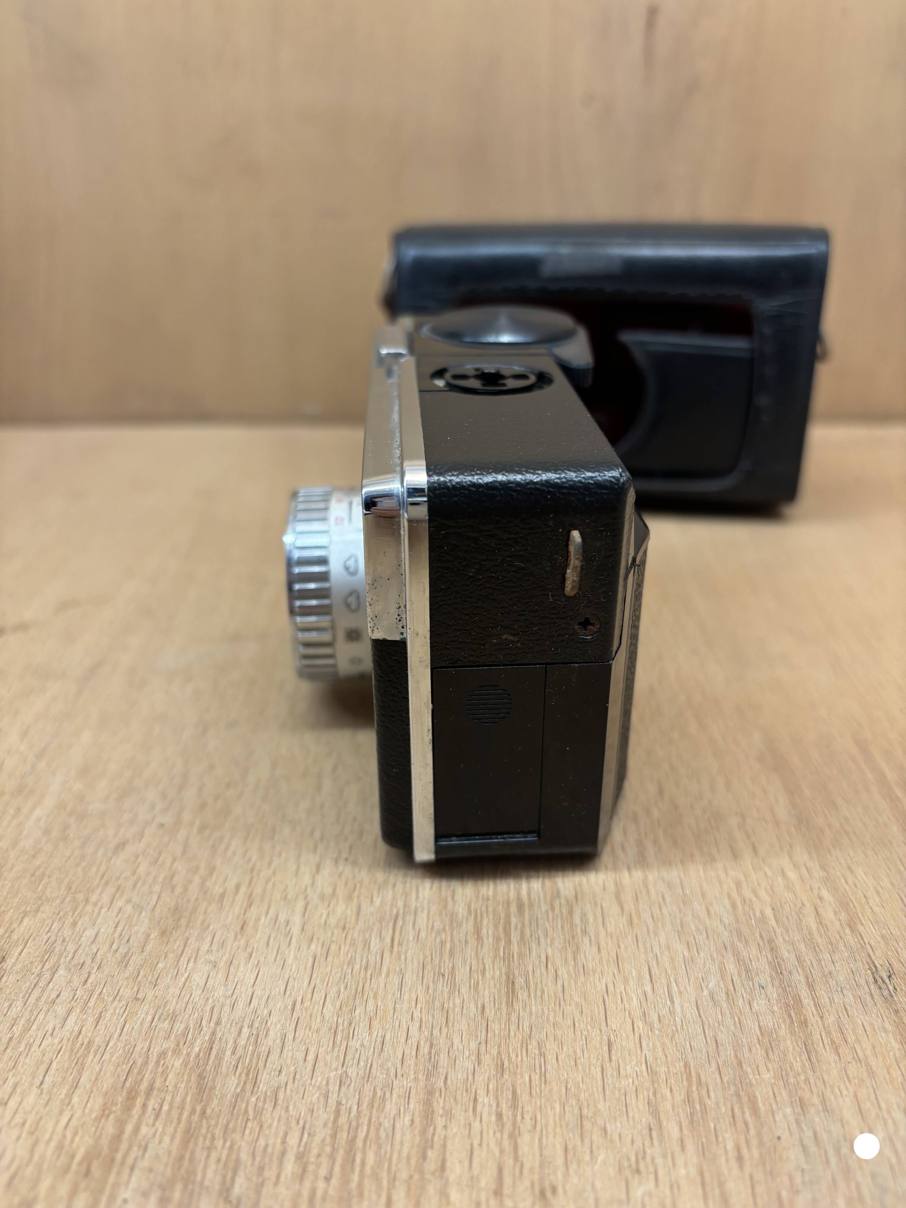 Instamatic 233 camera