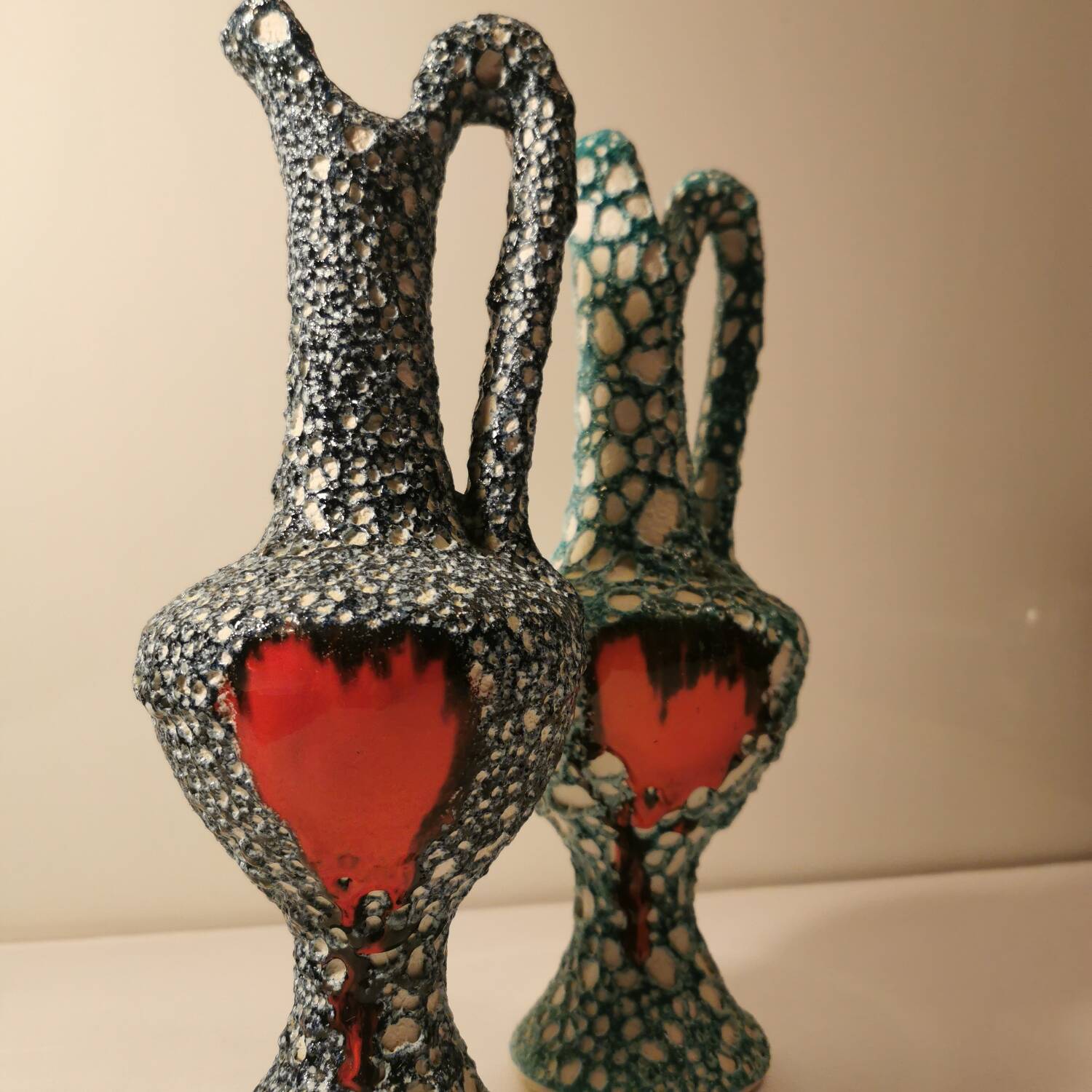 Rare paire de vases anciens barbotine de vallauris style fat lava terre de lave. tons vert turquoise