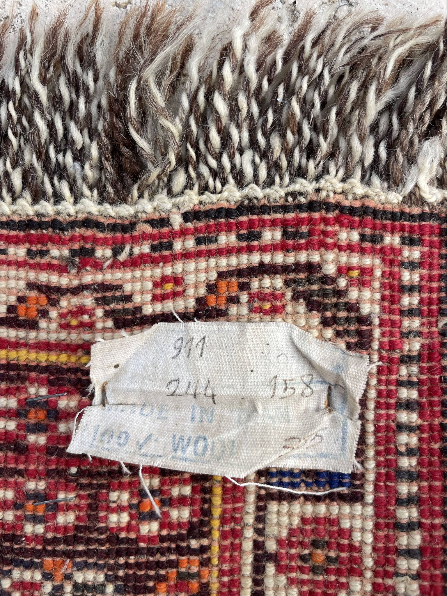 Handmade Iranian carpet 100% wool – 158 x 244 cm (image 1)