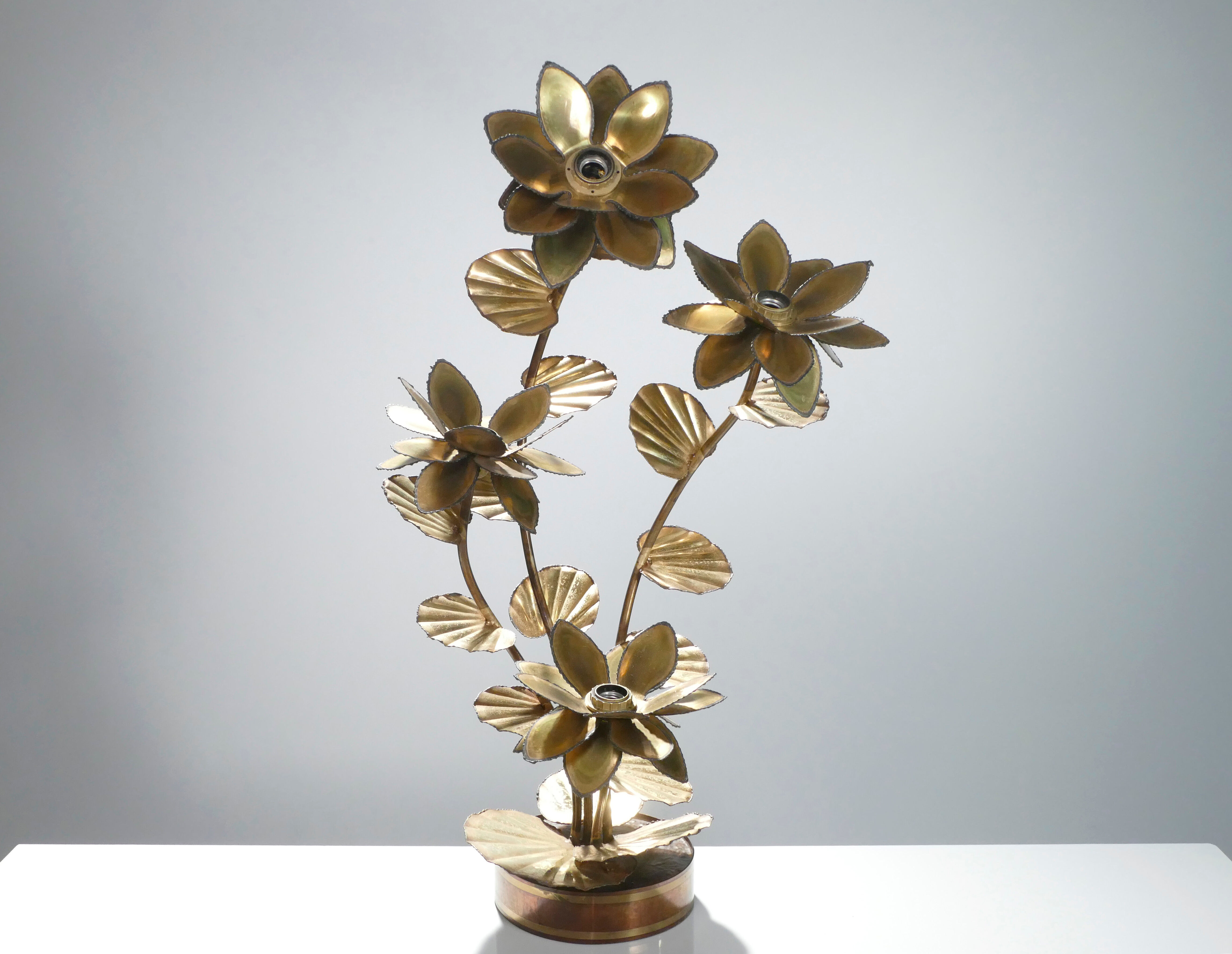 Brass House Jansen 70s flower lamp