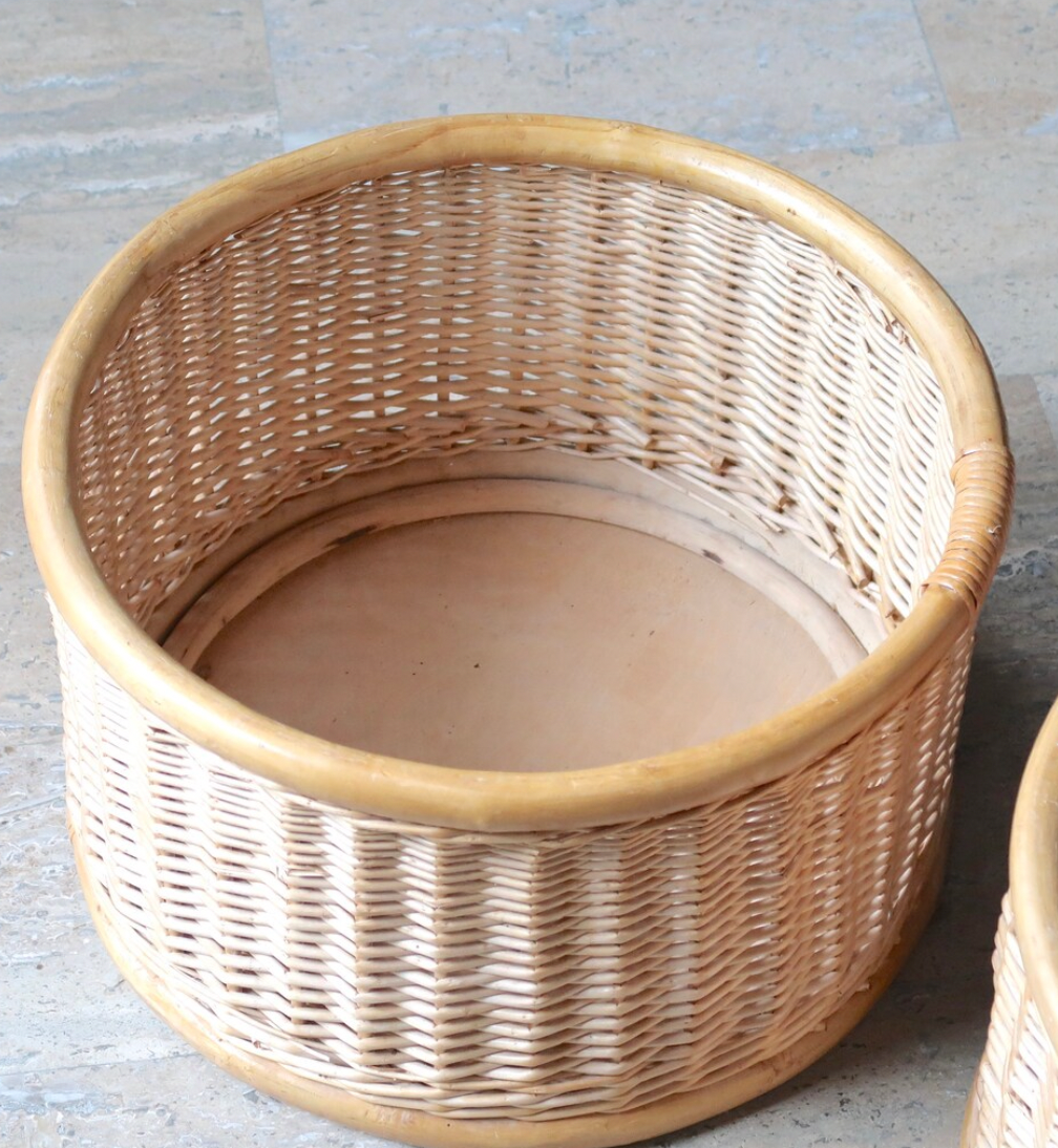 Cylindrical rattan pot cover, 70s