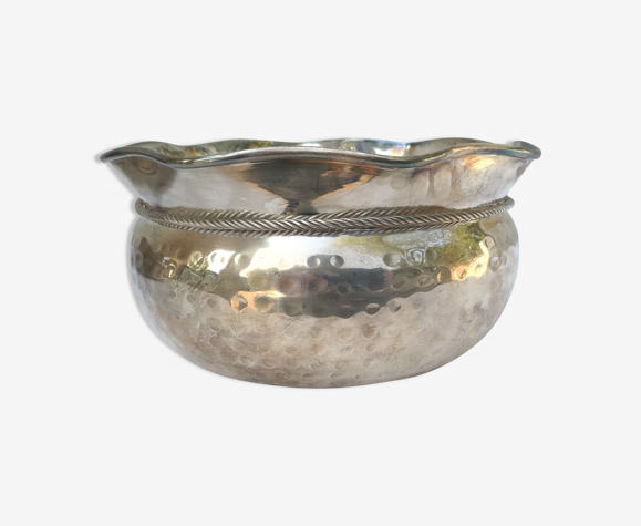 Cache pot en metal argenté martelé