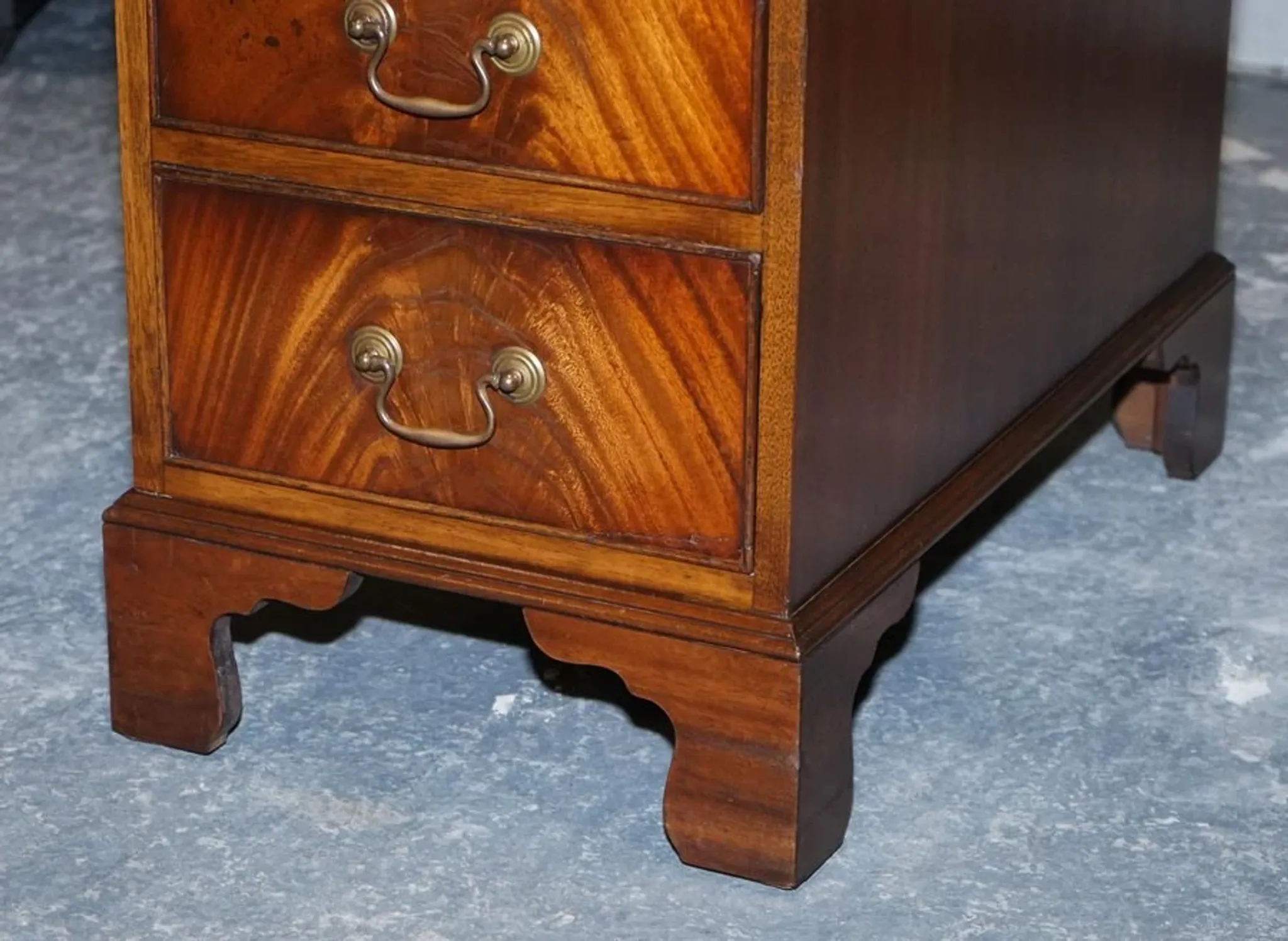 Vintage Green Hunter Leather Pedestal Desk by Bevan Funnell