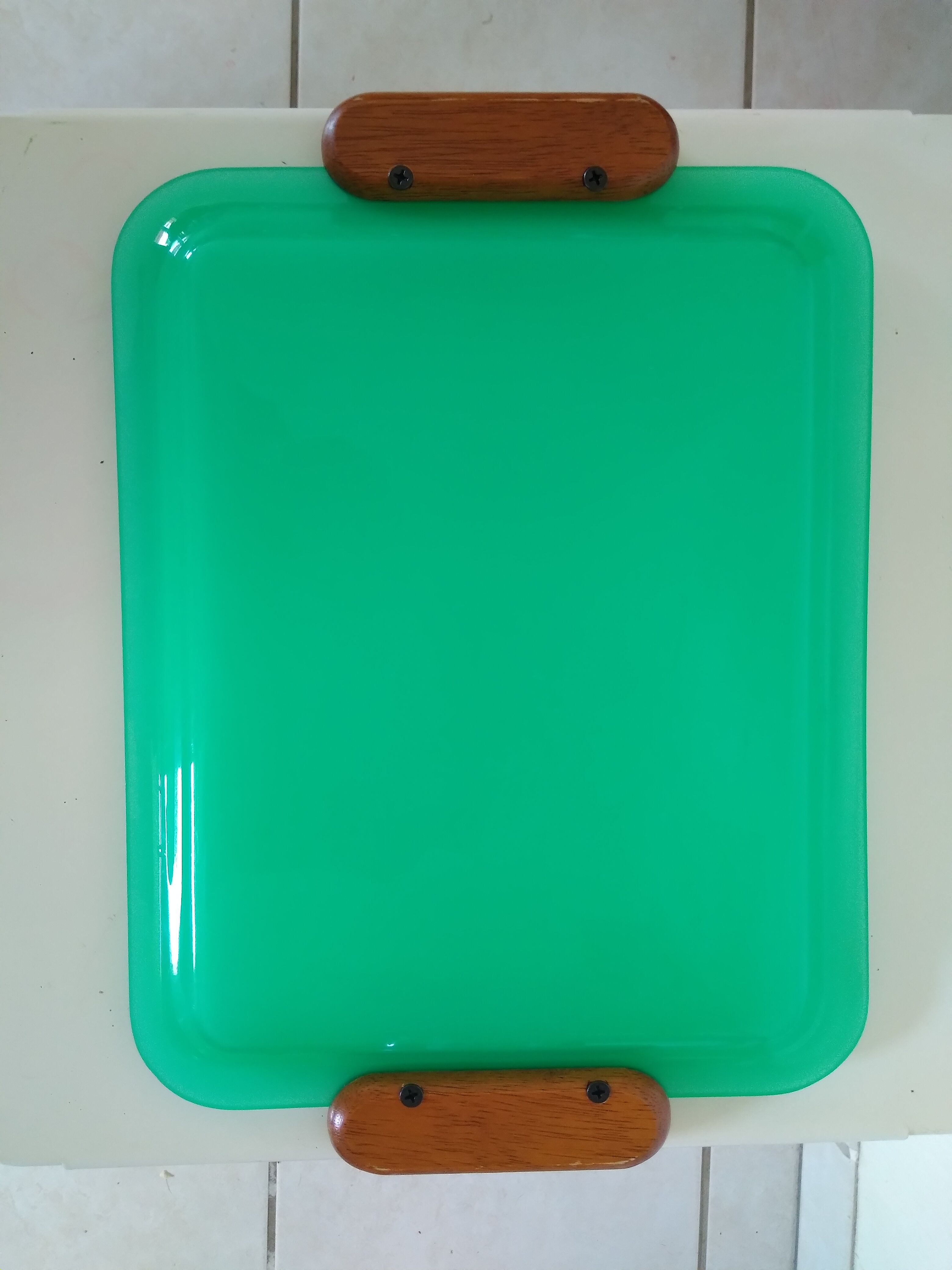 Plexiglas tray