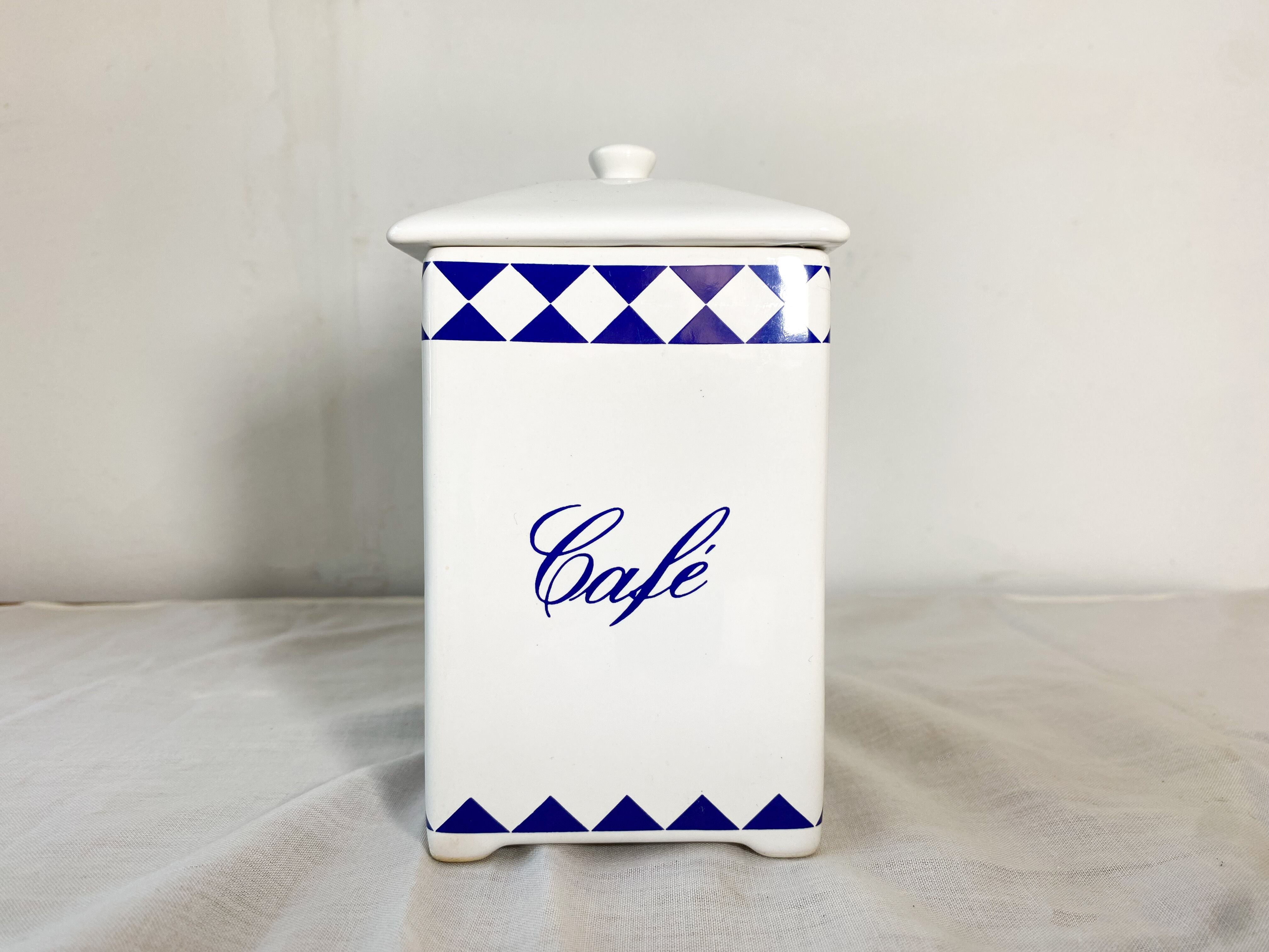 Set of 3 spice jars blue and white porcelain