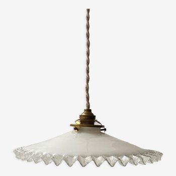 Suspension en opaline blanche