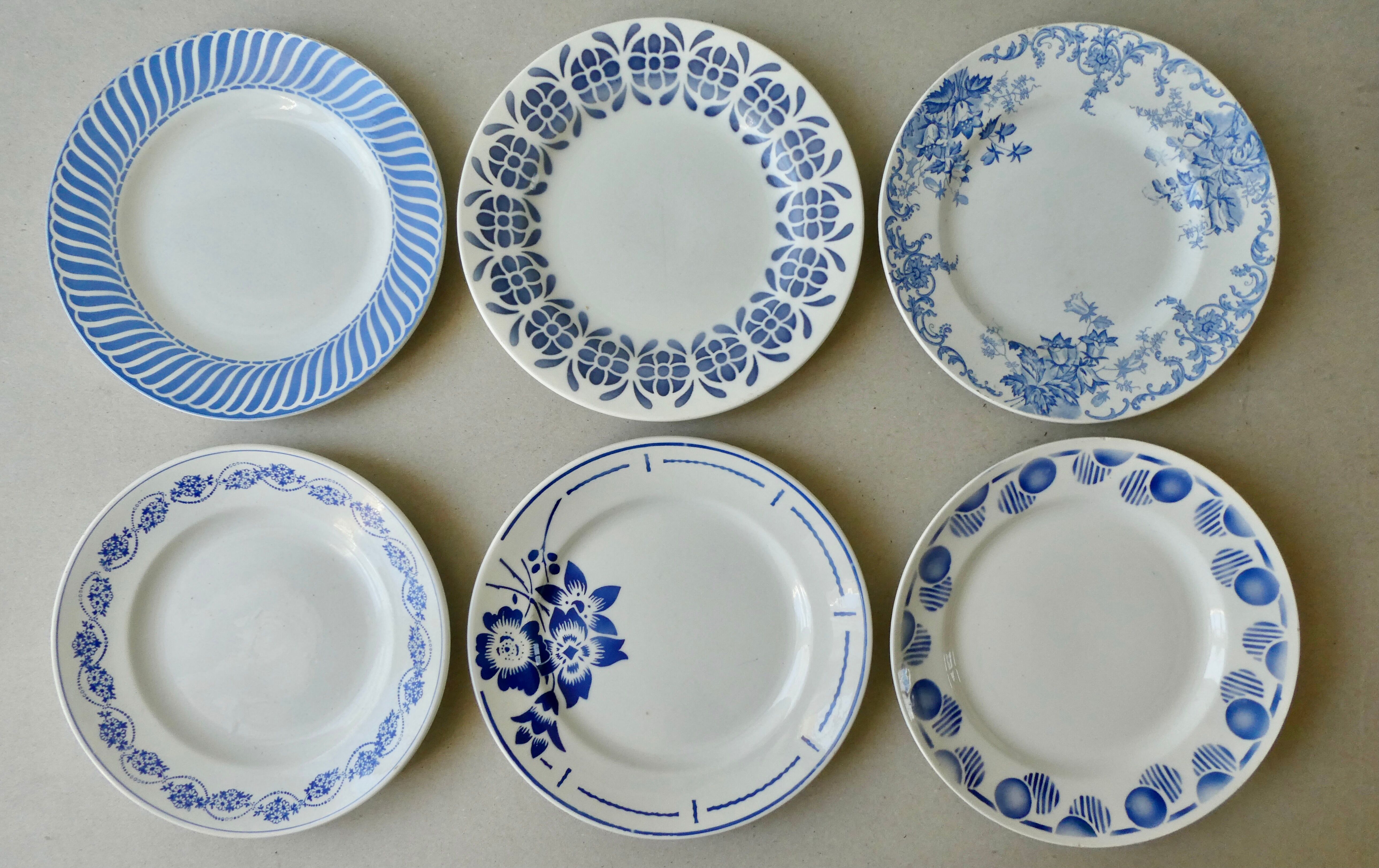 6 flat plates, blue décor, 23 cm