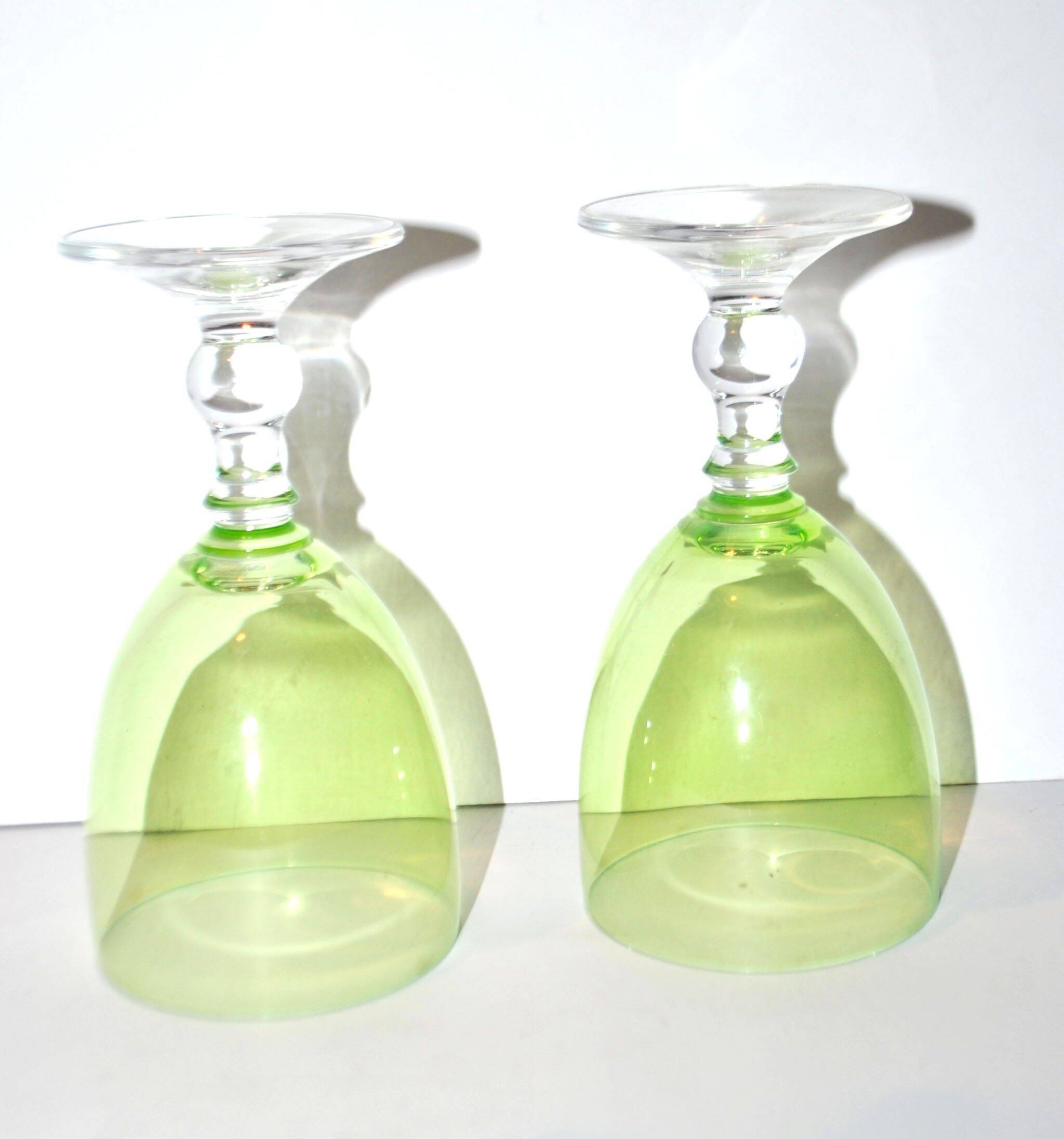 Set of 2 Roemer Chartreuse wine glasses in chartreuse green glass, 14.5 cm