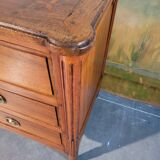 Commode époque Louis XVI en noyer massif