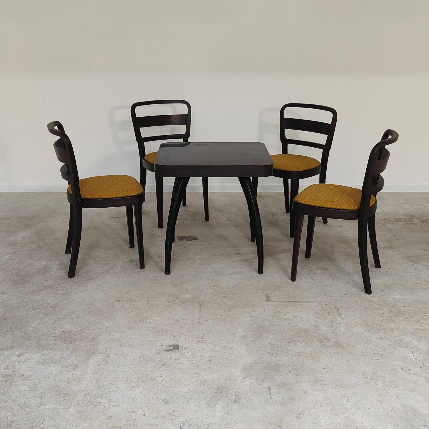 Set of 4 Thonet art deco chairs 1930, mustard yellow buckle