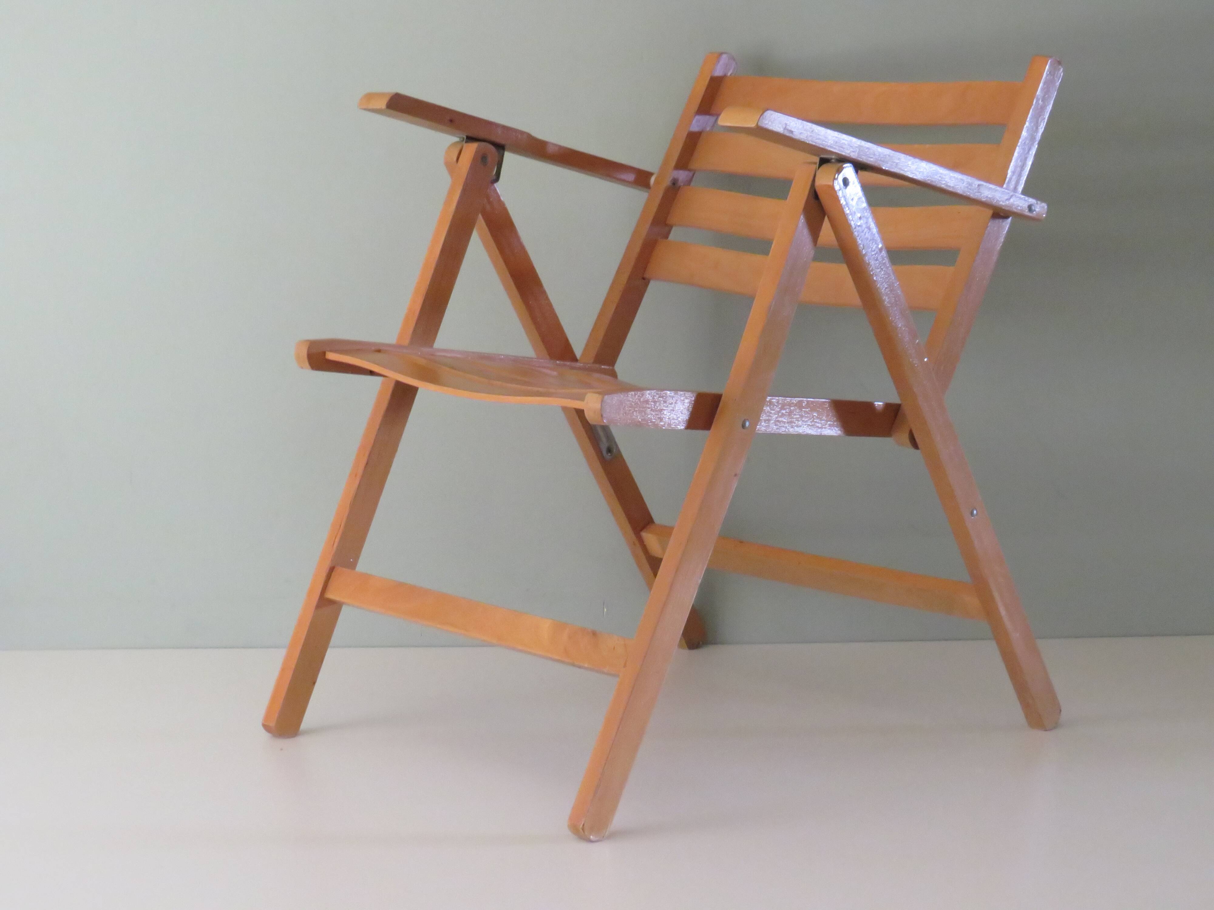 Vintage wood folding garden set.