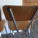 2 chairs in faux leather