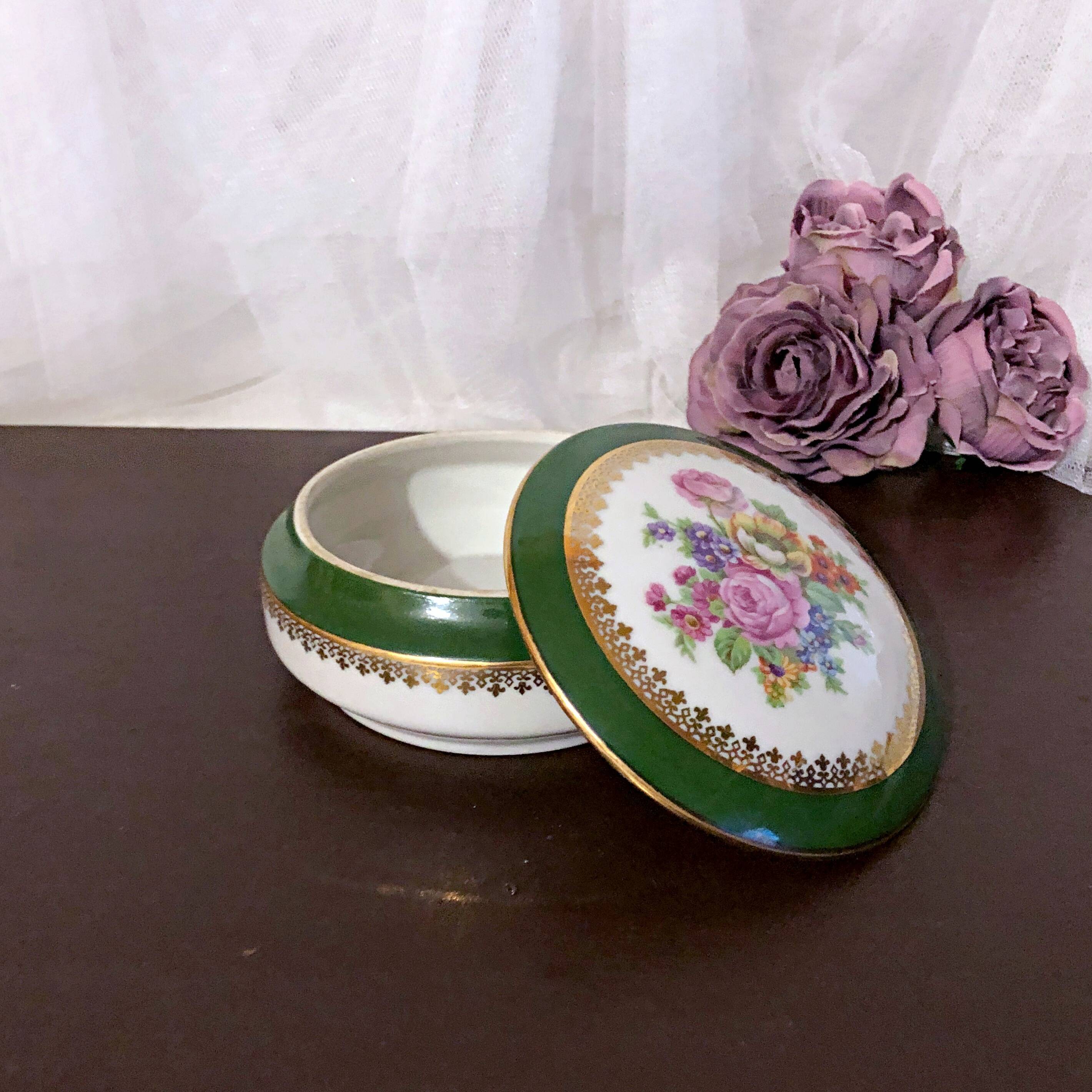 Boîte à Bijoux Ou Bonbonnière Tharaux En Porcelaine De Limoges - Décor Fleuri - Occasion
