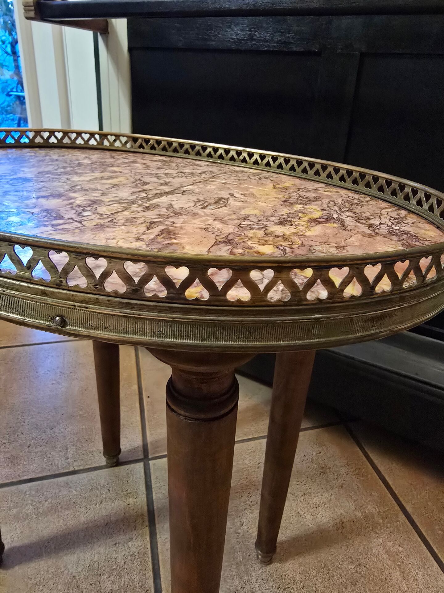 Restored Louis XVI style bouillotte table