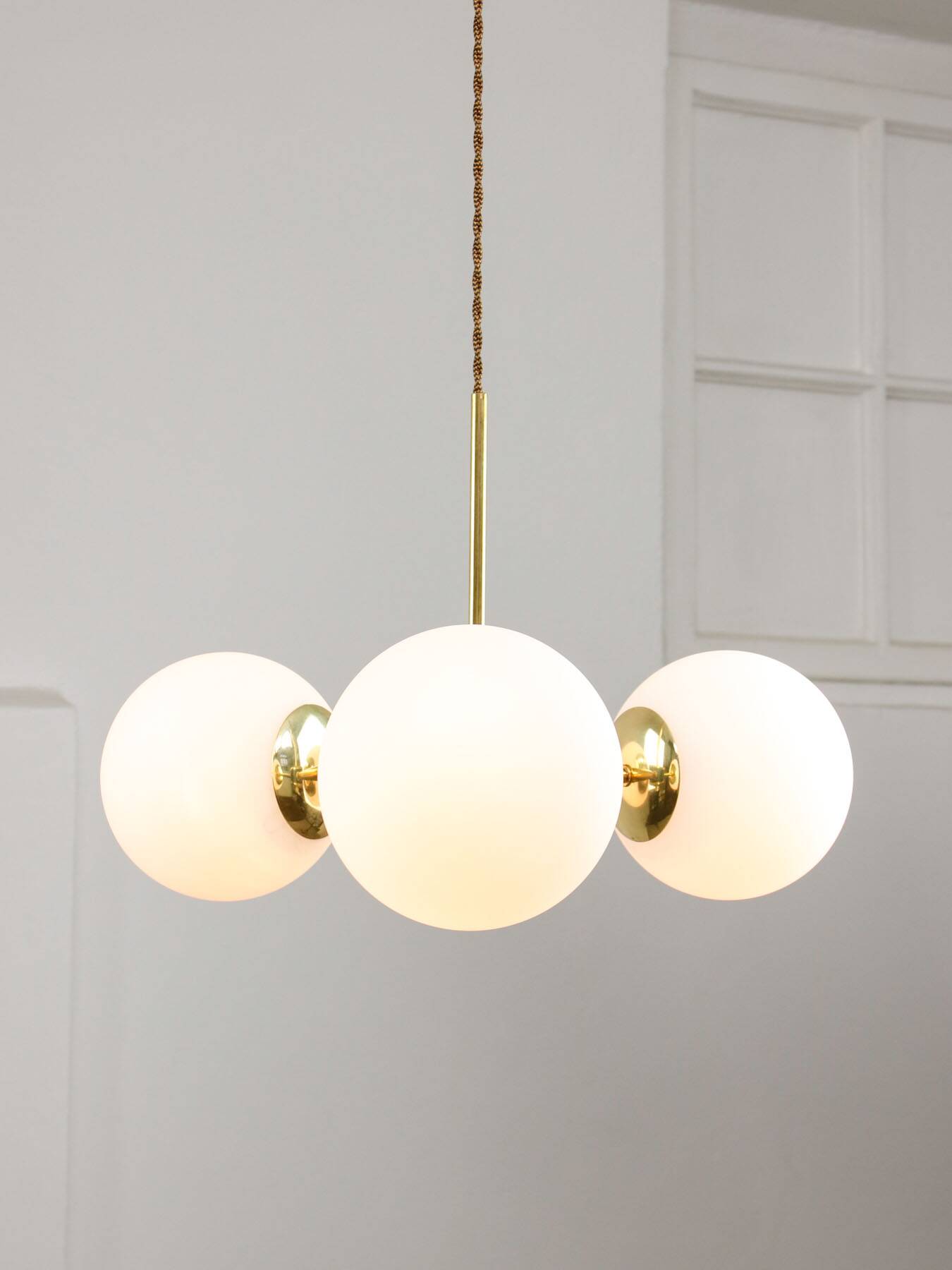 Mid-Century Modern Italian Chandelier in Brass and Opaline Glass, 1960s