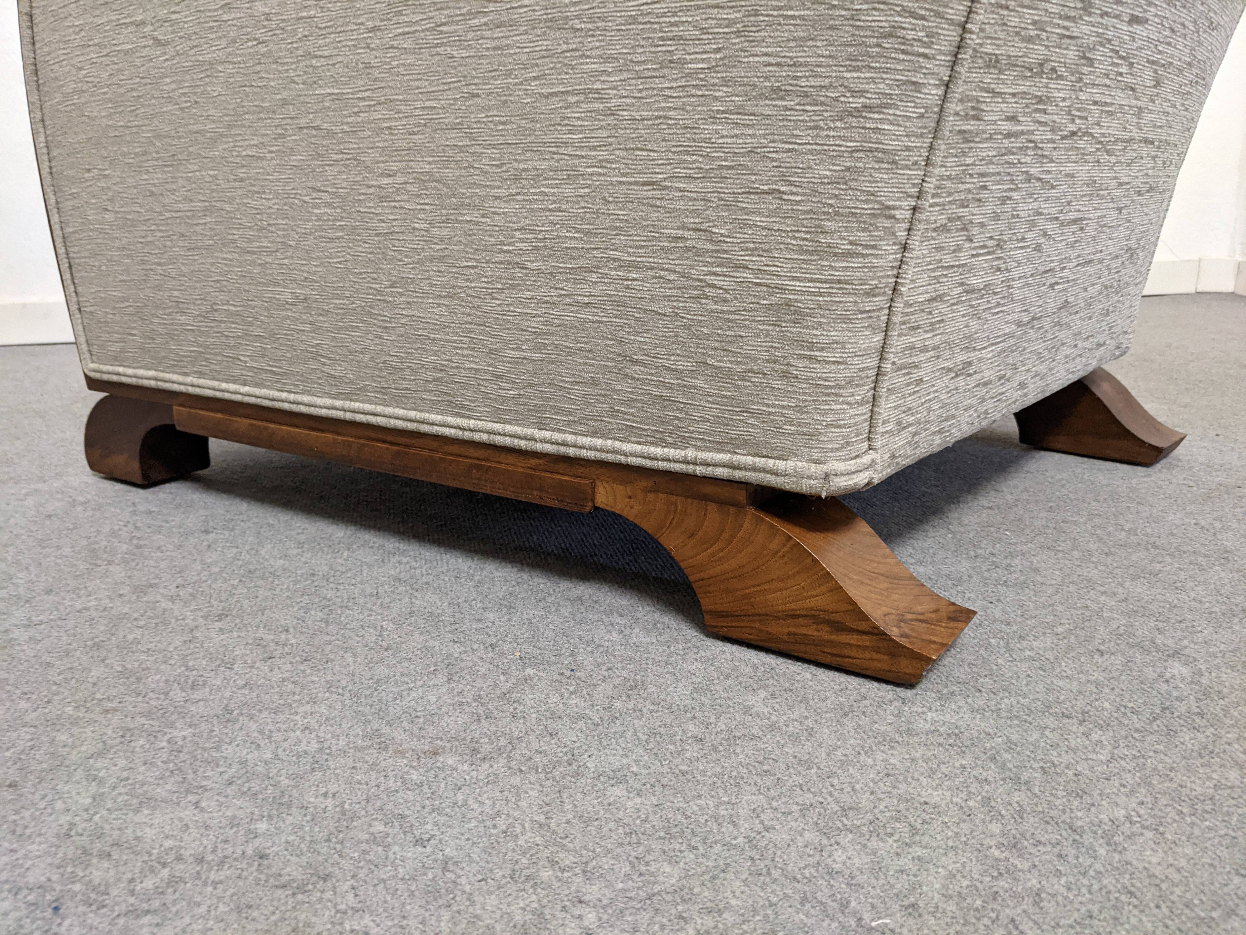 Art deco armchair from the 1920s