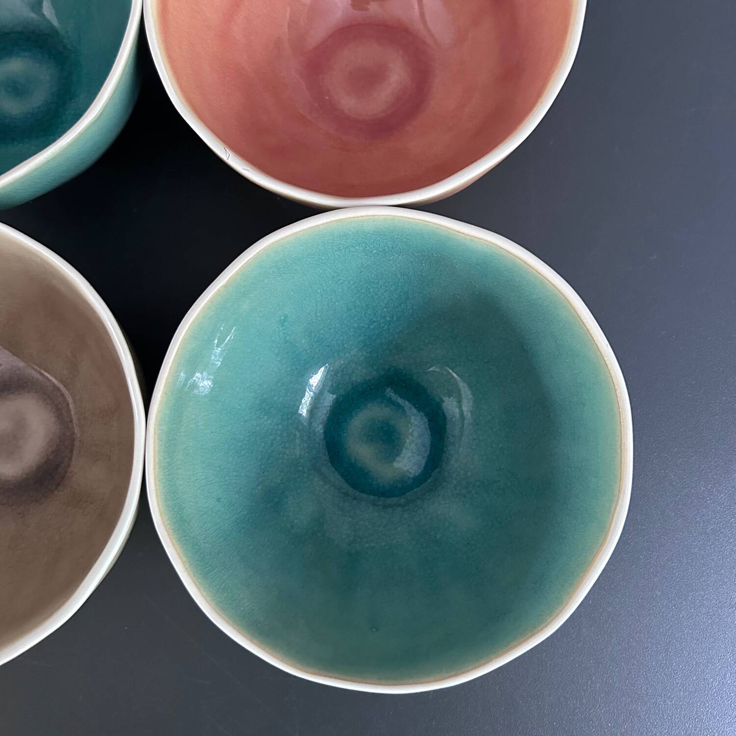 Set of 4 stoneware bowls