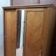 Armoire vintage pieds compas