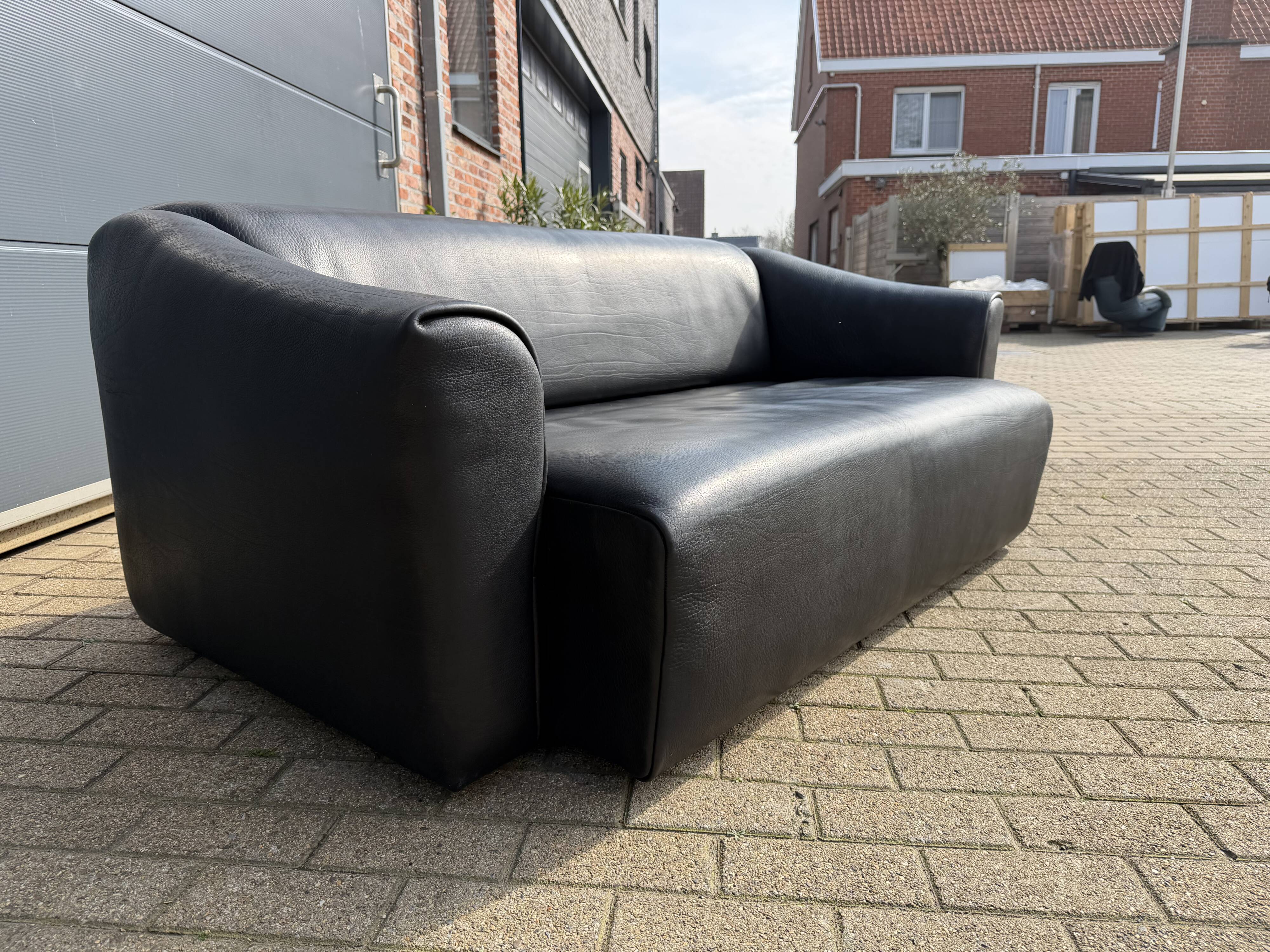 De Sede Ds47 3-seater in buffalo leather NECK 5 mm black leather