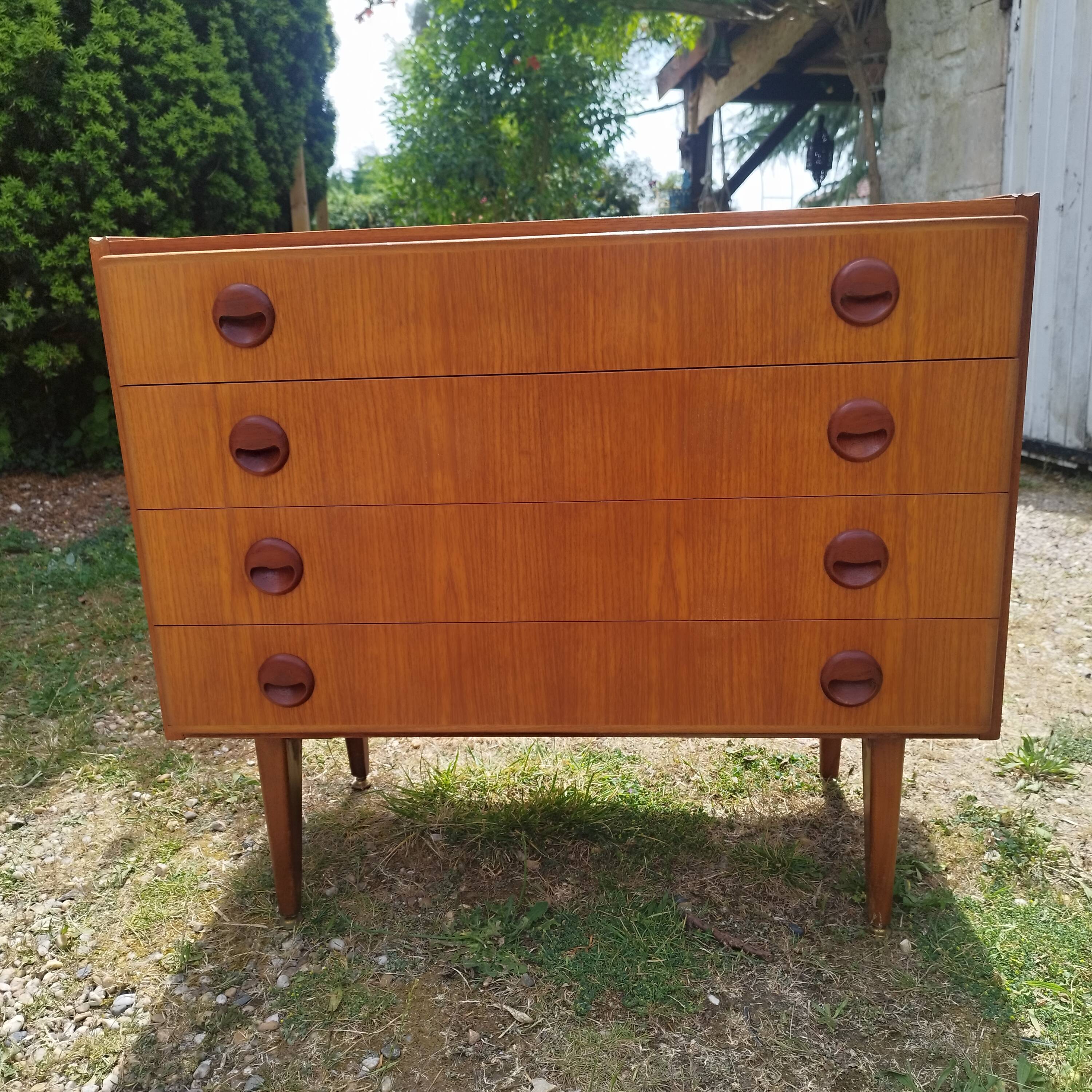 Vintage teak chest of drawers