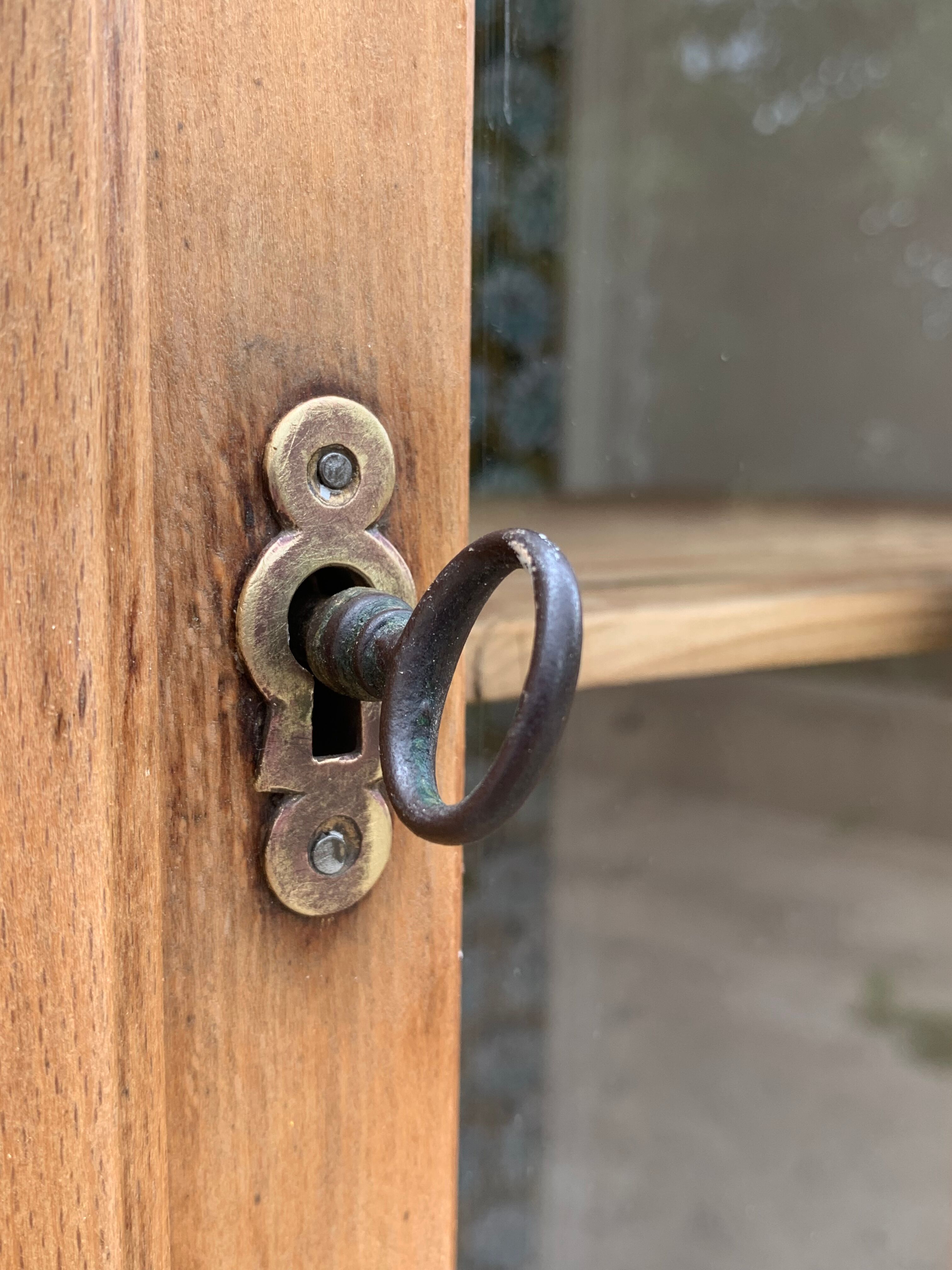 Parisian glazed wardrobe 1940