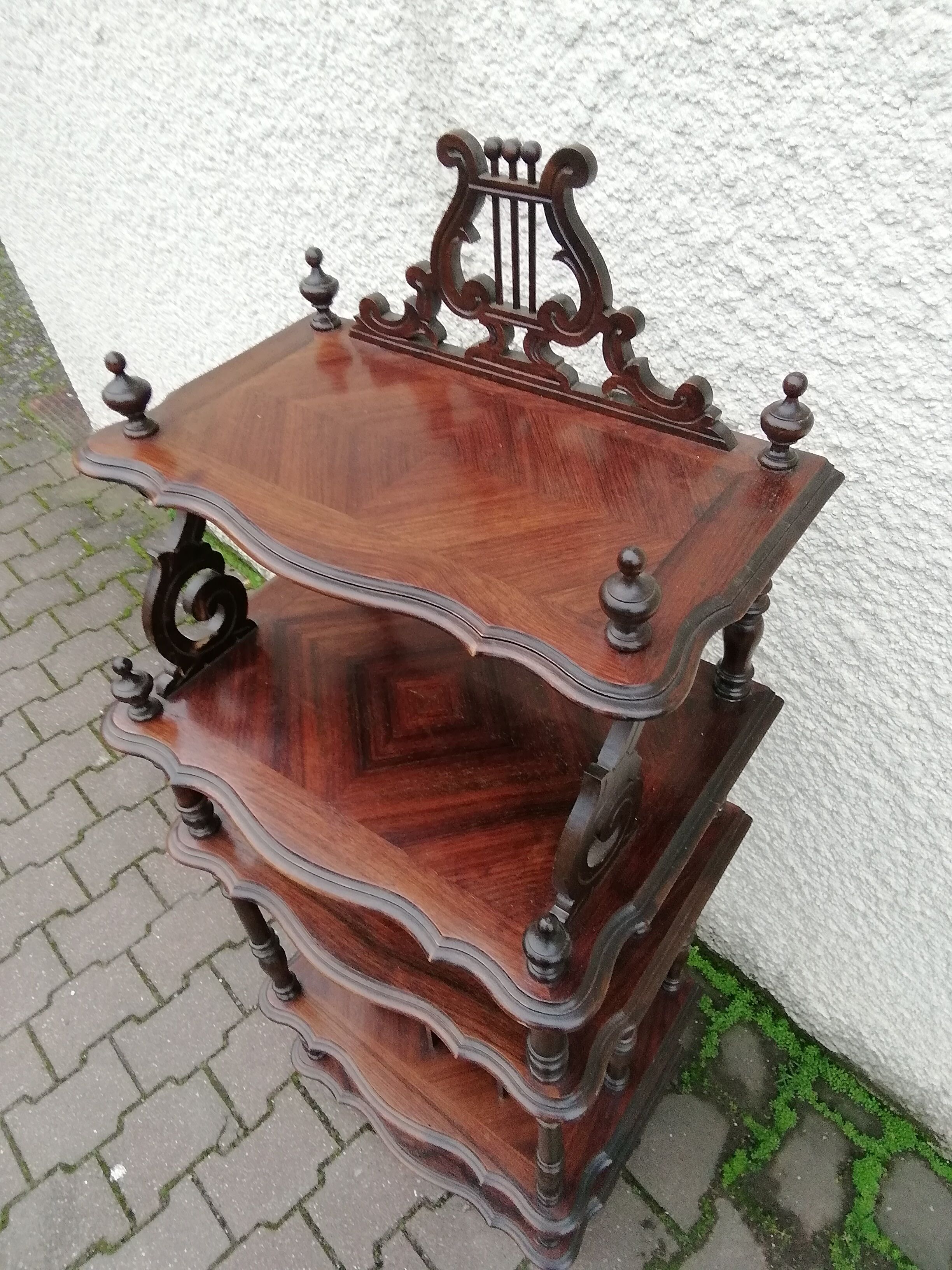 Furniture locker to music