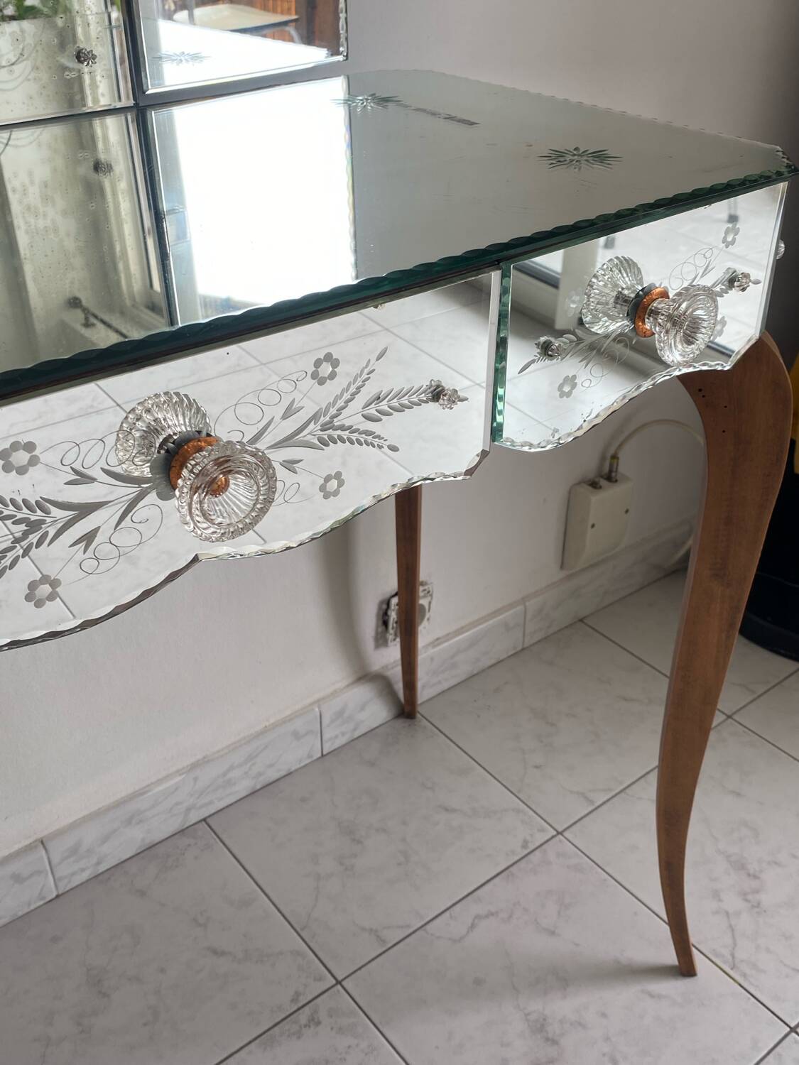 50s Venetian mirrored dressing table