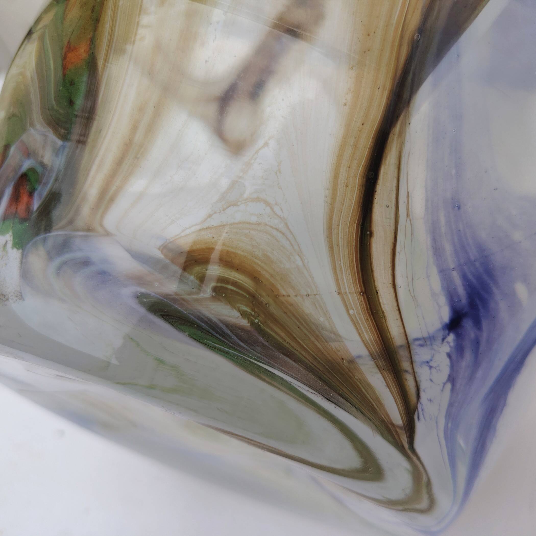 Blown glass vase, Bob le Bleis, Maure-vieil