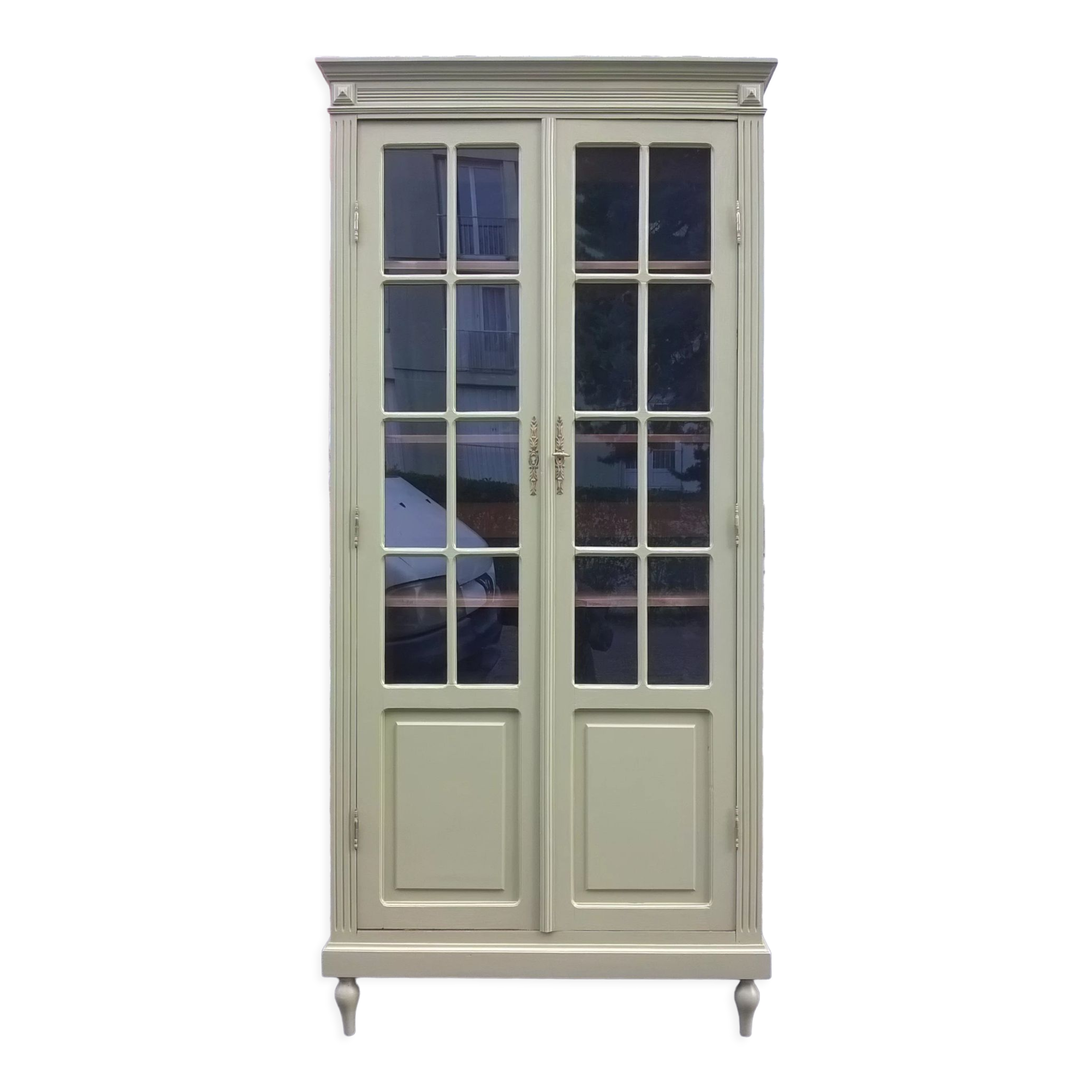 Parisian showcase cabinet 1930