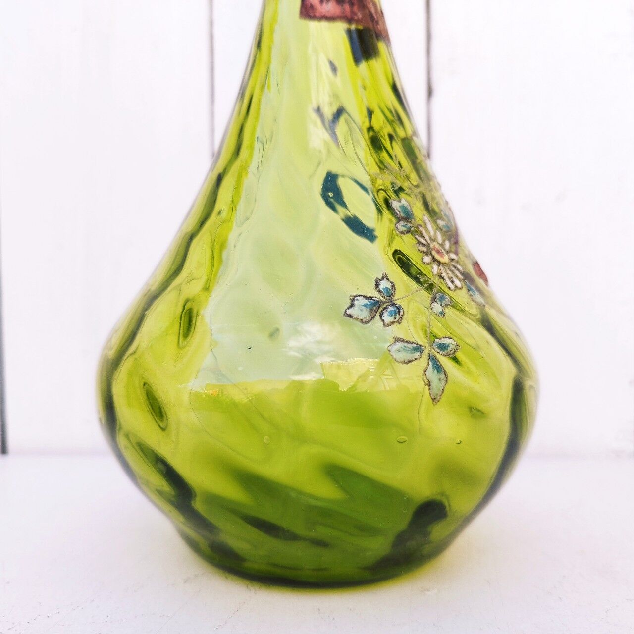 Vase soliflore fleurs émaillées vintage
