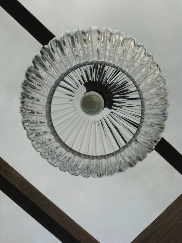 Suspension boule en verre épais striée design luminaire année 1980 space age