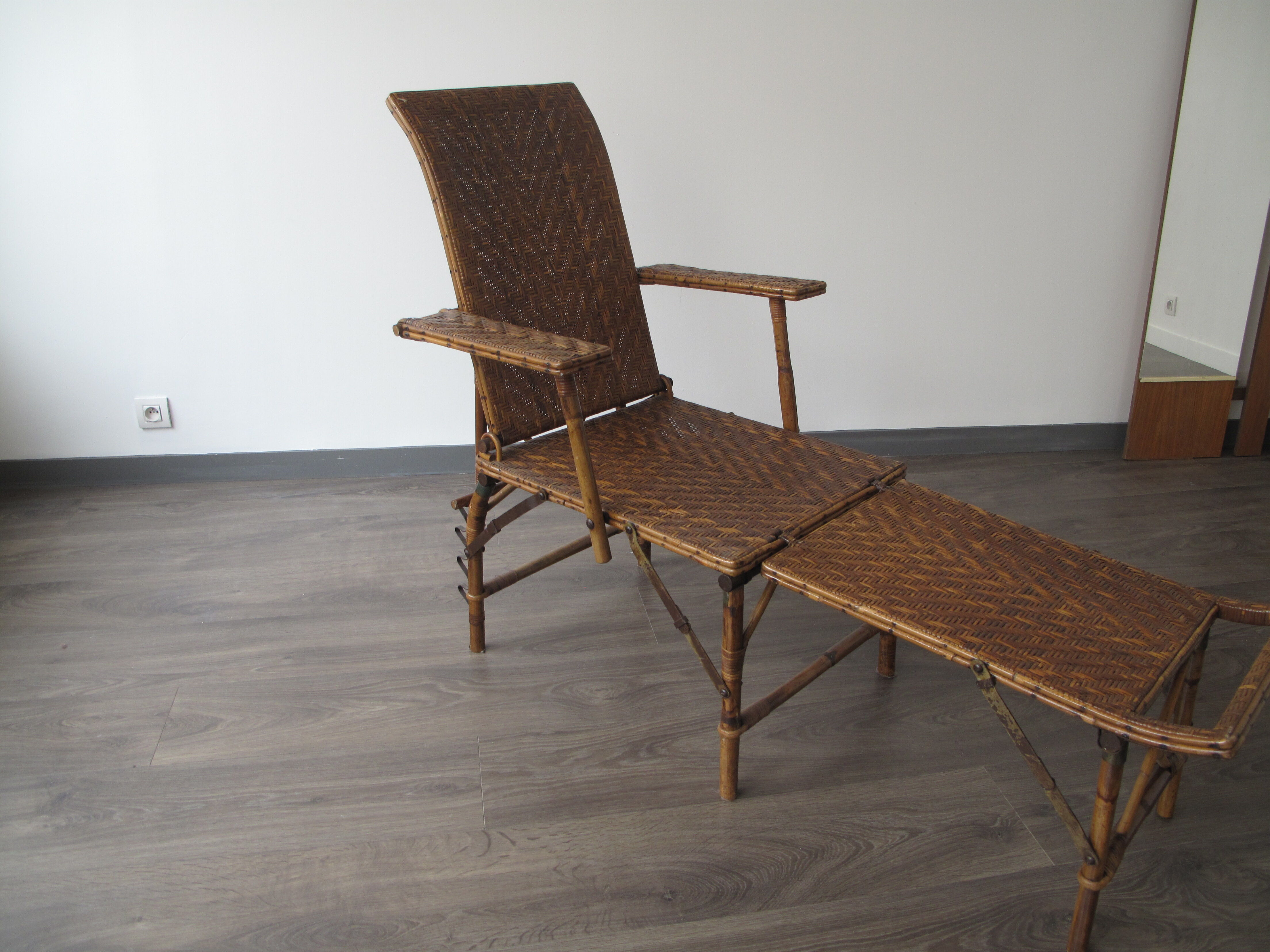 Lounge chair early 20th century
