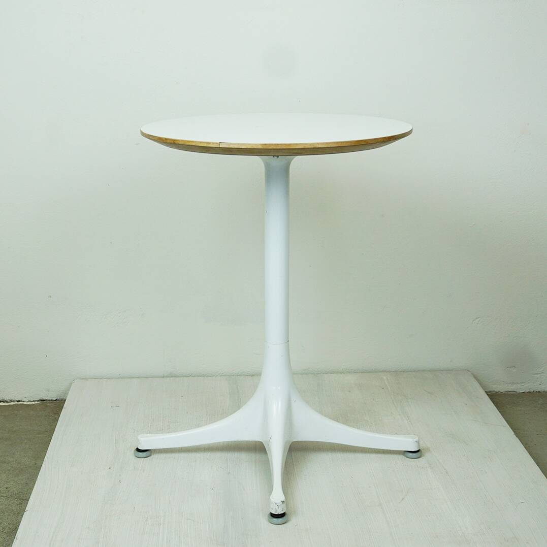 White George Nelson Pedestal Coffee Side Table for Herman Miller, USA, 1960s