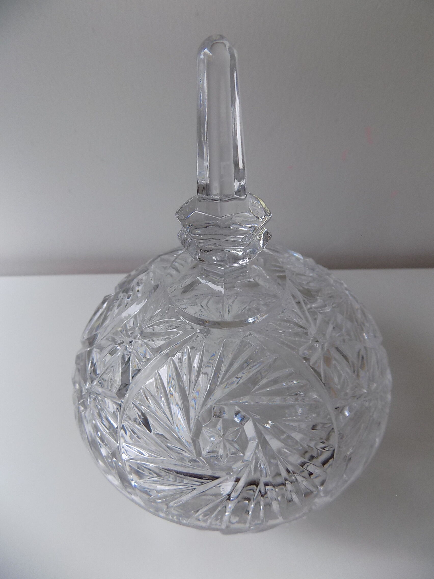 Candy box with crystal lid