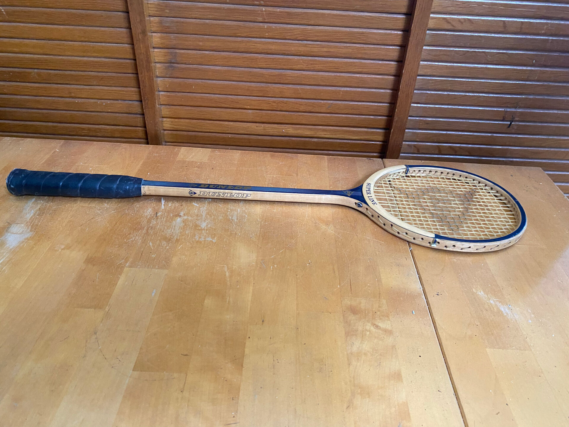 Vintage dunlop badminton racket wood + sports cover #e240