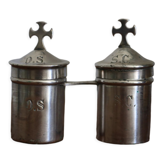 Paire d’ampoules à huile sainte en argent massif (poinçonnées) époque 19°