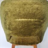 Chaise tonneau moumoute