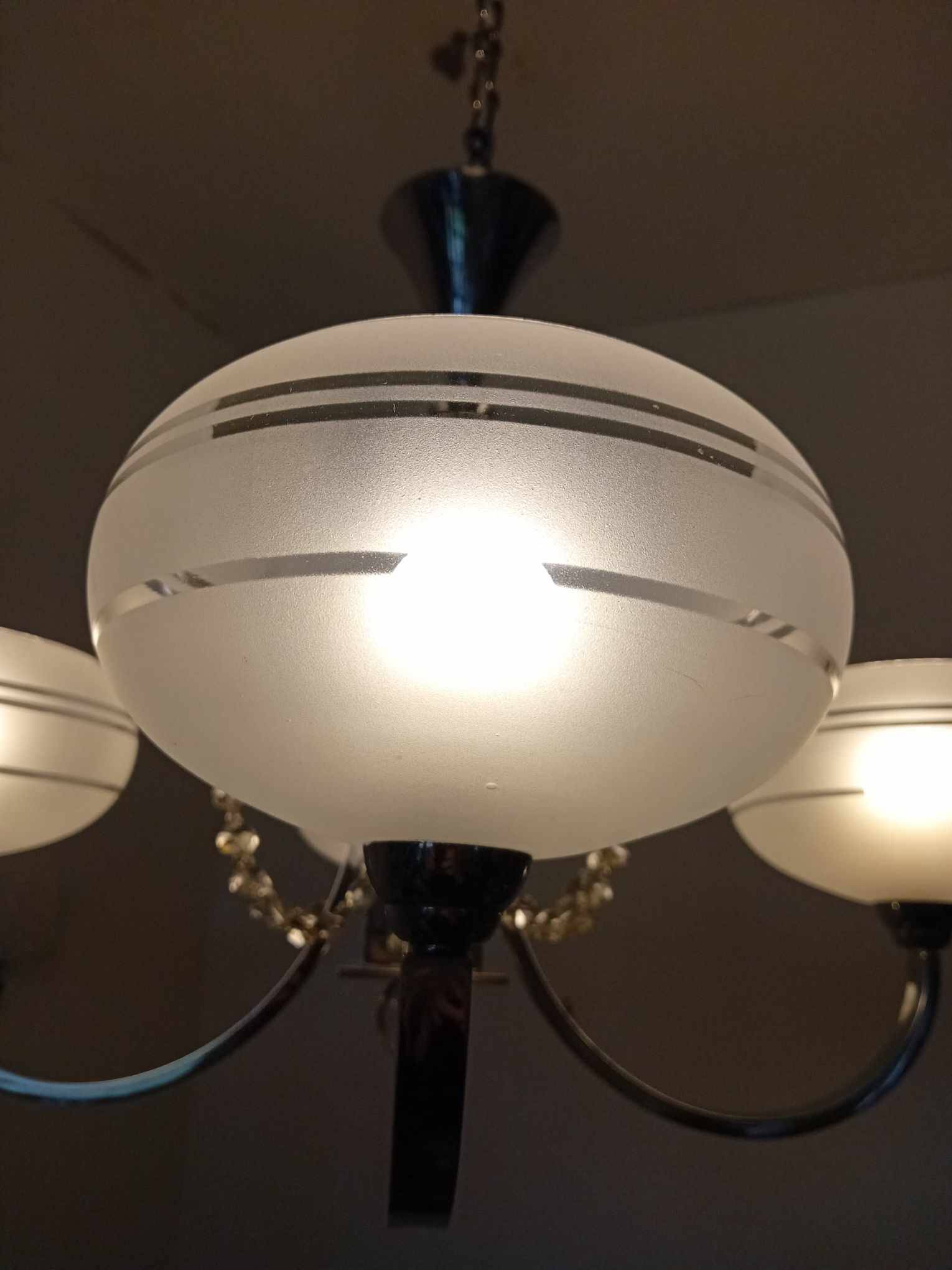 Art deo chandelier 1930 with 4 arms of light.