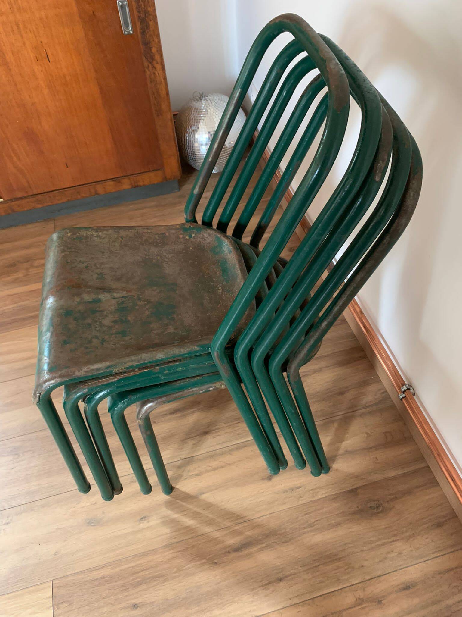 Set of 5 green chairs